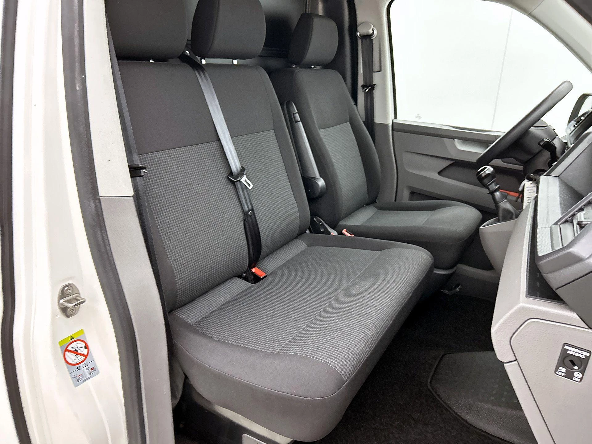 Volkswagen Transporter 2.0 TDI L1H1 90PK