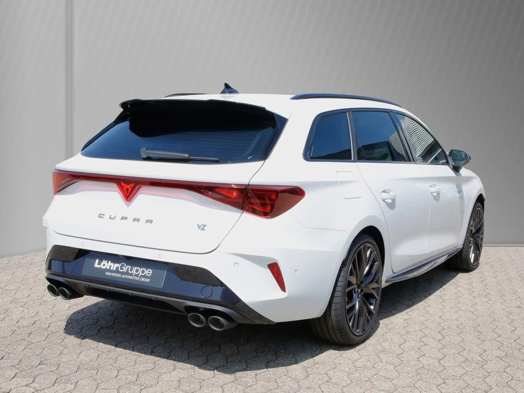 CUPRA Leon Sportstourer ST VZ Blavk Ed. 2.0 TSI UPE 62.025 4Drive