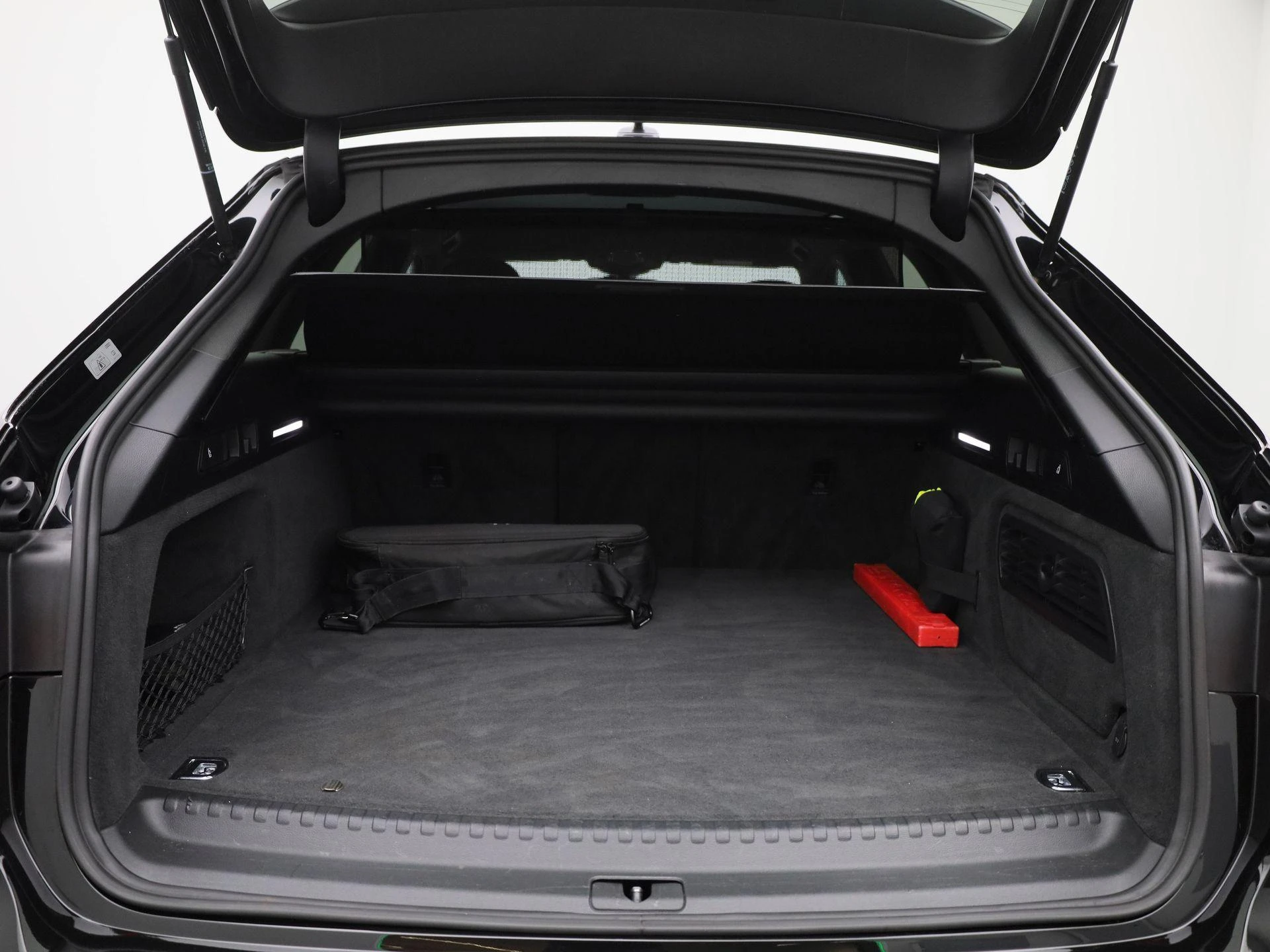 Audi-A6-image-14