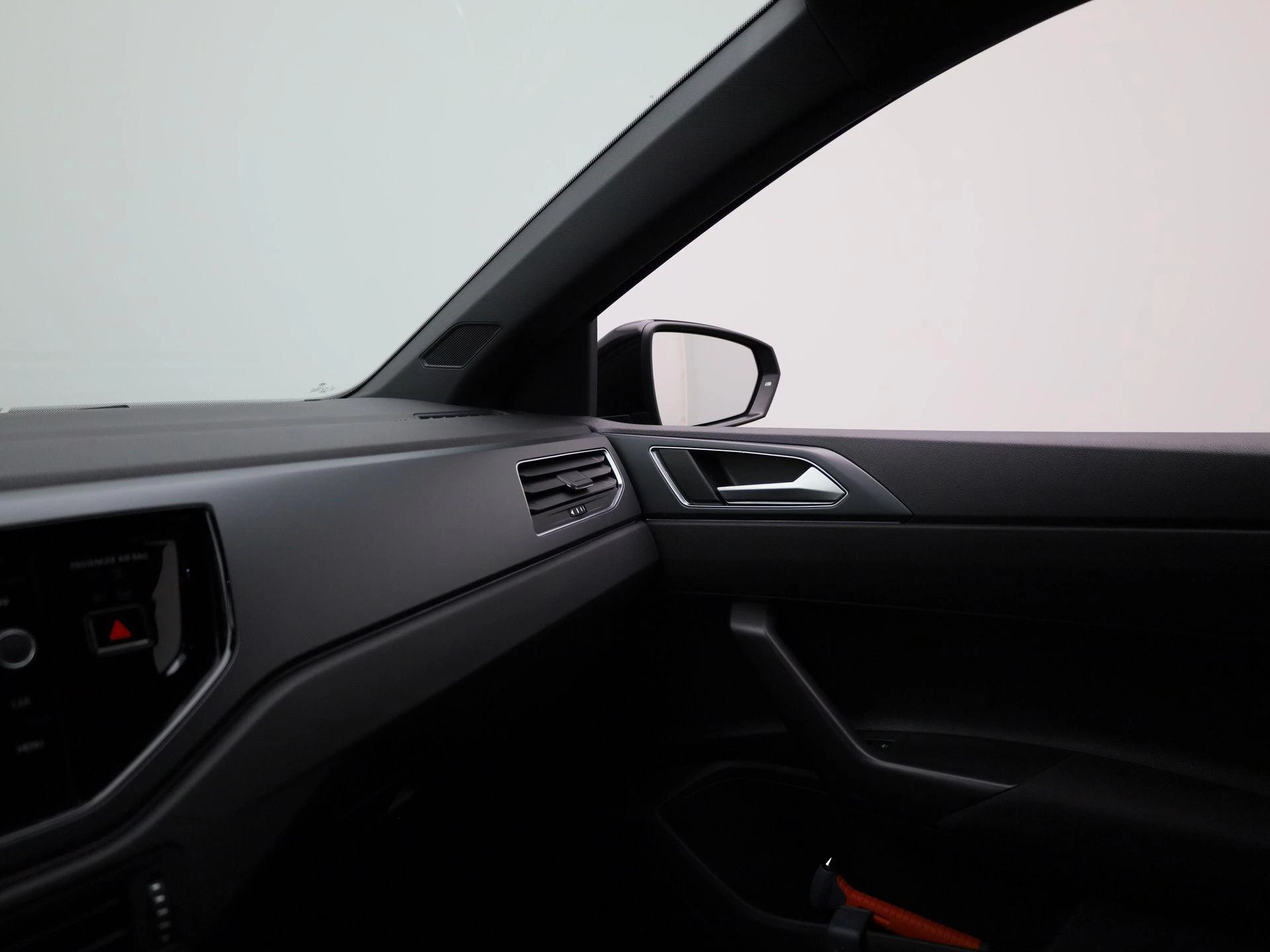 Volkswagen-Polo-image-30