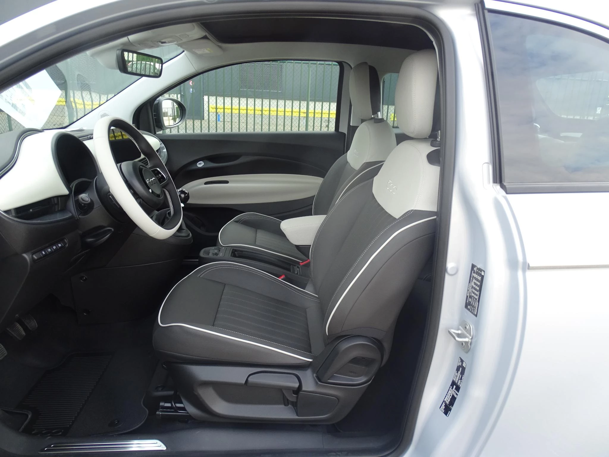 Fiat 500C 1.0 Hybrid LA PRIMA cabrio