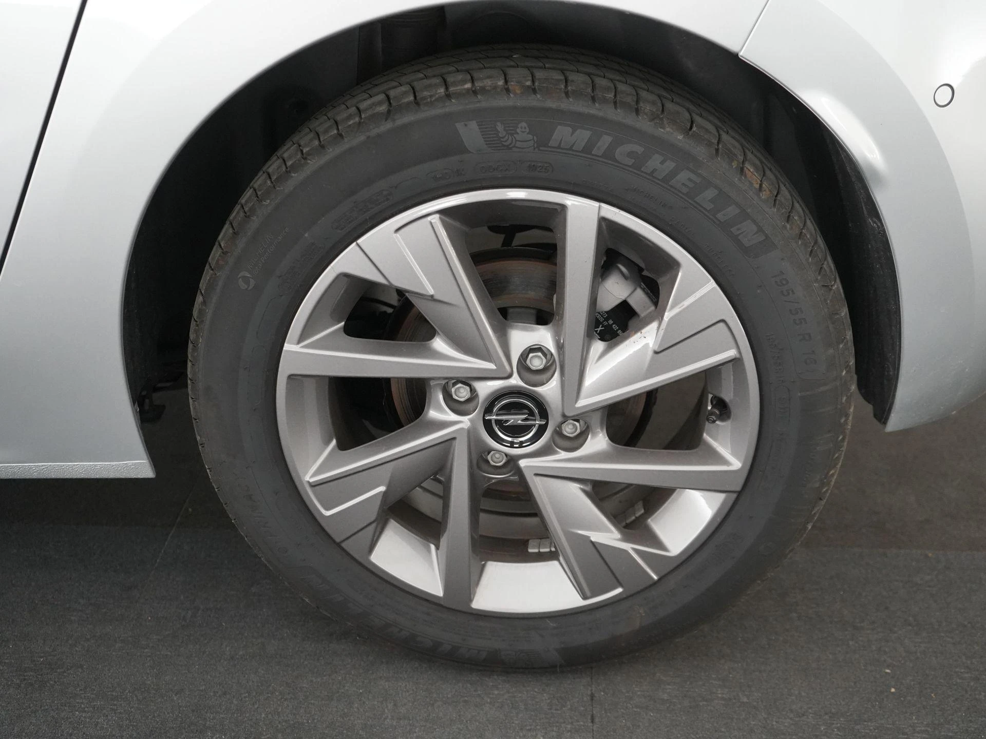 Opel-Corsa-image-2