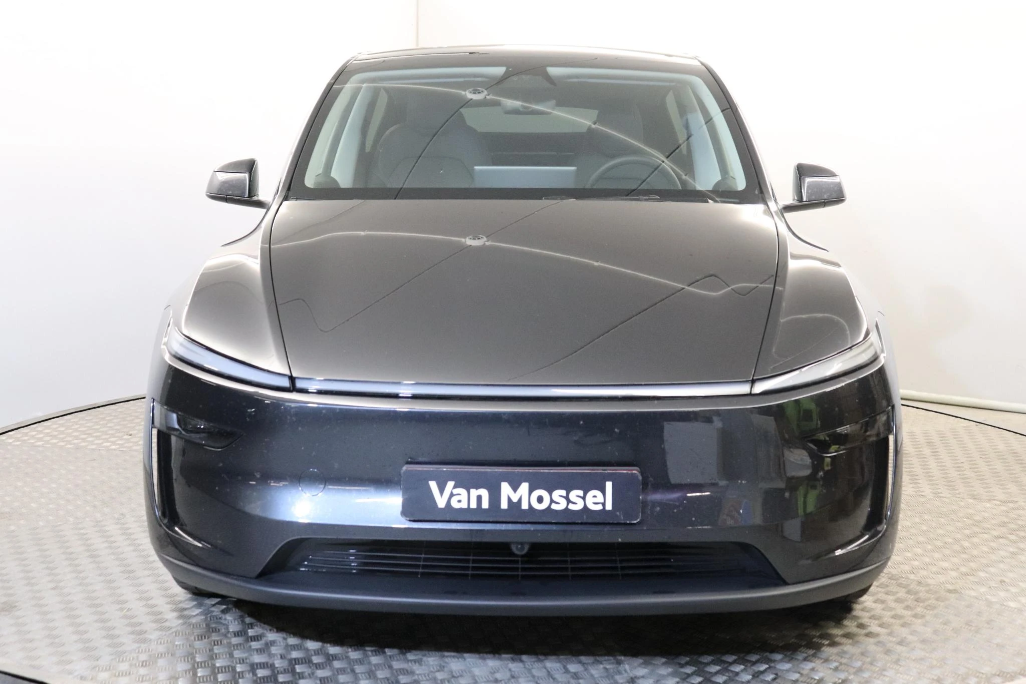 Tesla Model Y Long Range Dual Motor AWD