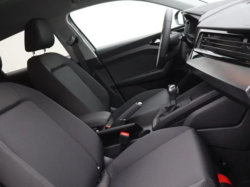 Audi-A1 Sportback-image-9