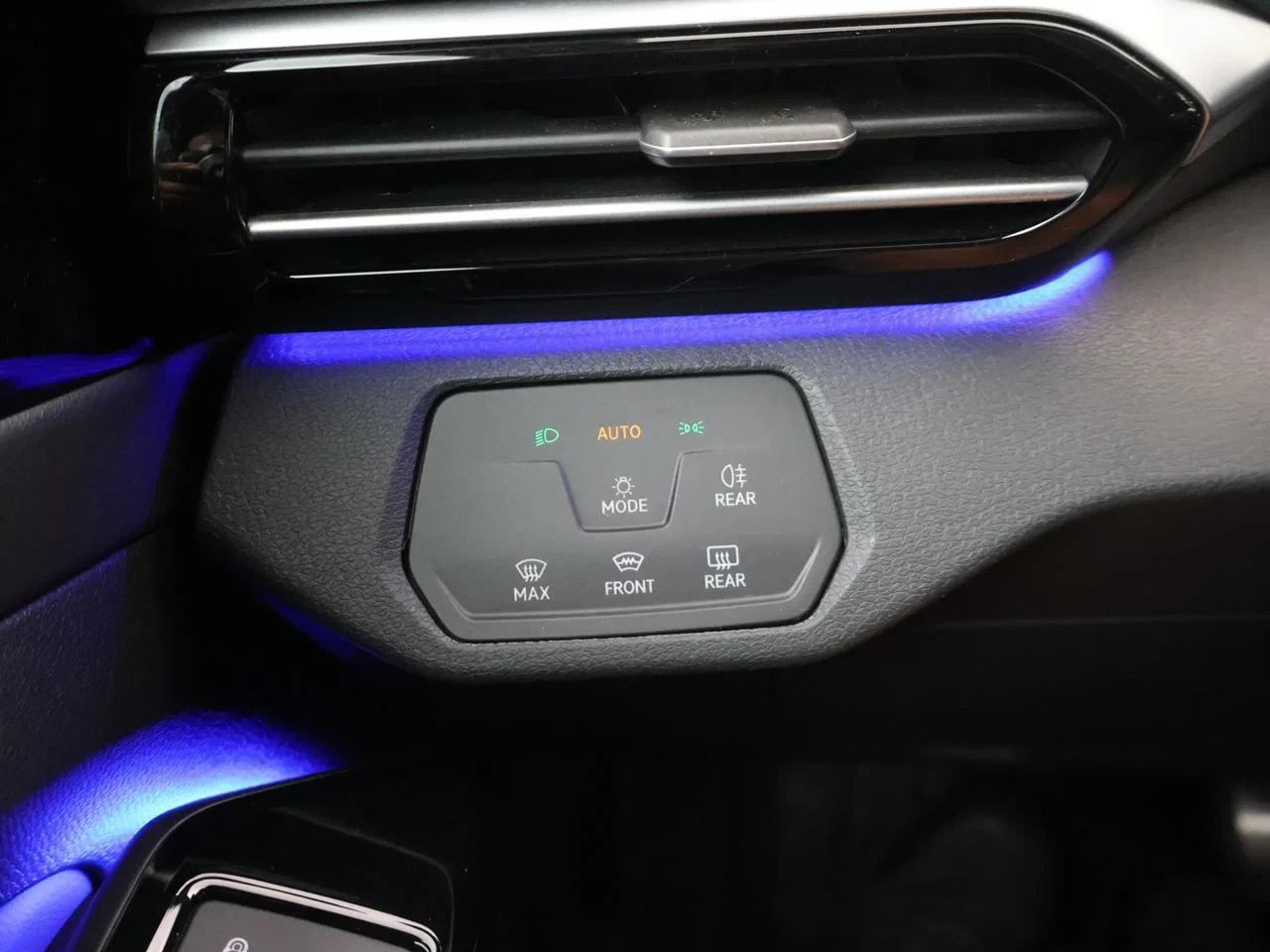 Volkswagen-ID.4-image-18
