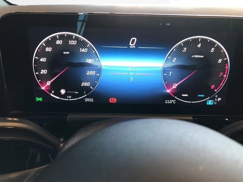 Mercedes-Benz GLA 200 AMG NIGHT PANO AHK KEYLESS WINTER-PAKET AMG LineC118 GLA 200 AMG NIGHT PANO AHK KEYLESS WINTER-PAKET AMG Line