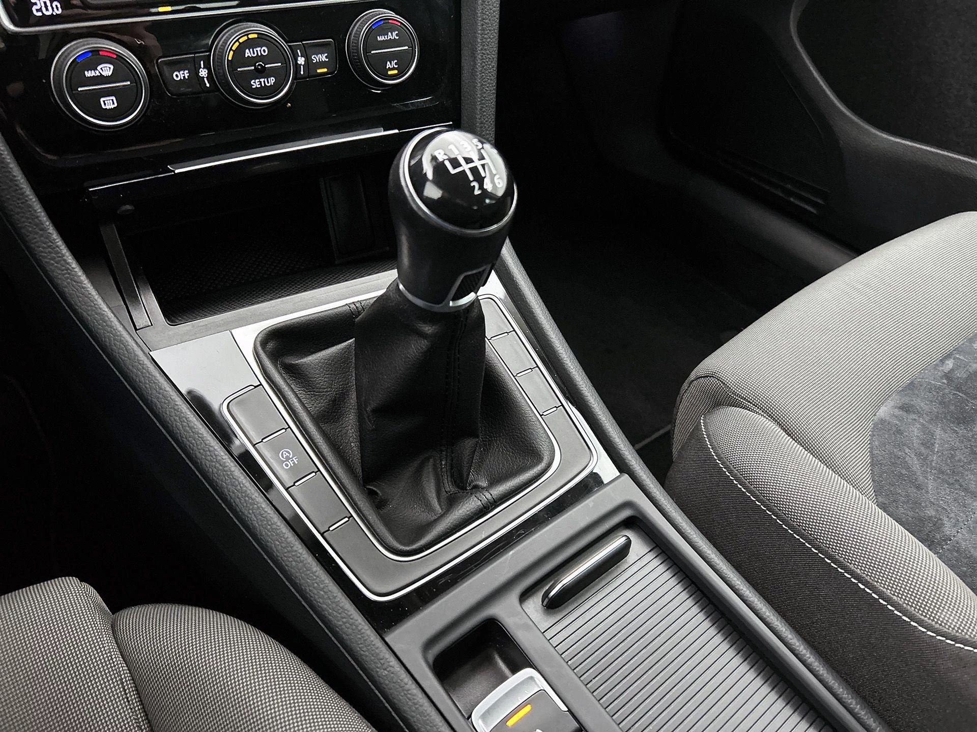 Volkswagen Golf 1.4 TSI Highline