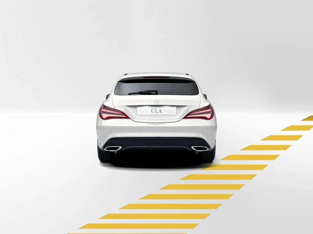 Mercedes-Benz-CLA 180-image-4