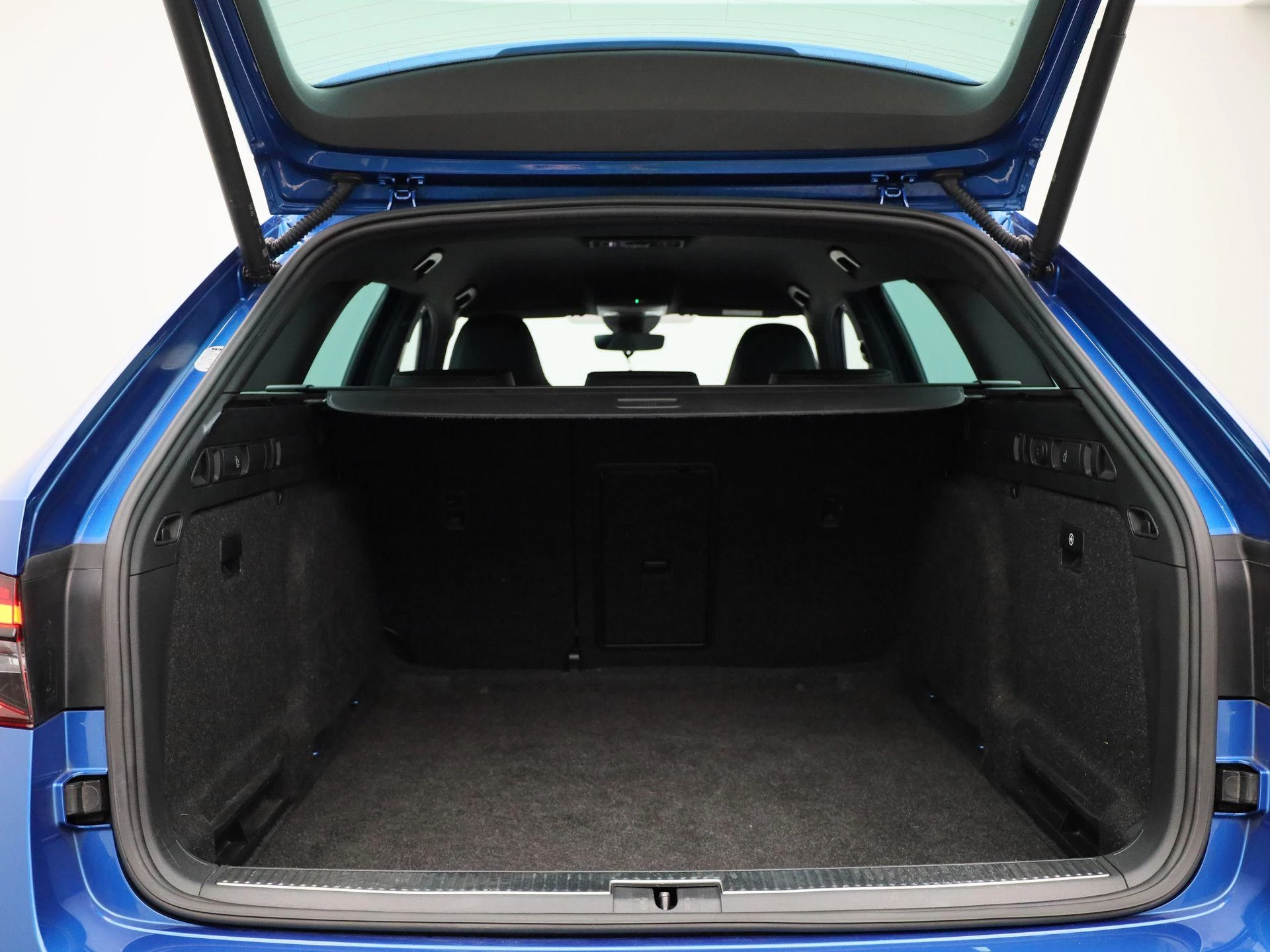 Škoda-Superb-image-13