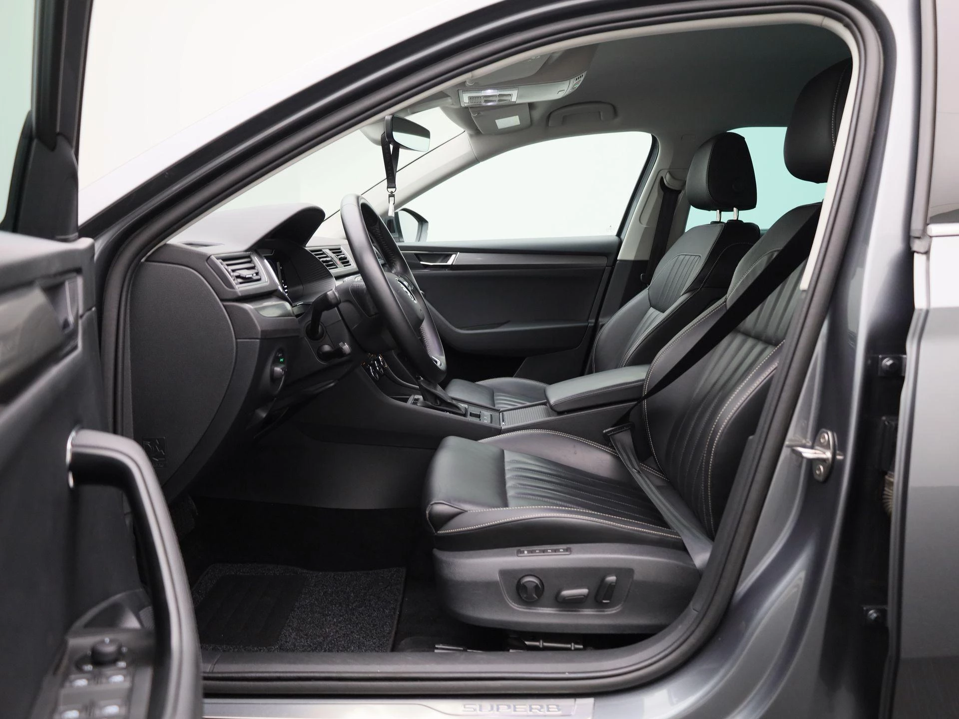 Škoda Superb Combi 1.4 TSI iV 160kW DSG6 Clever+