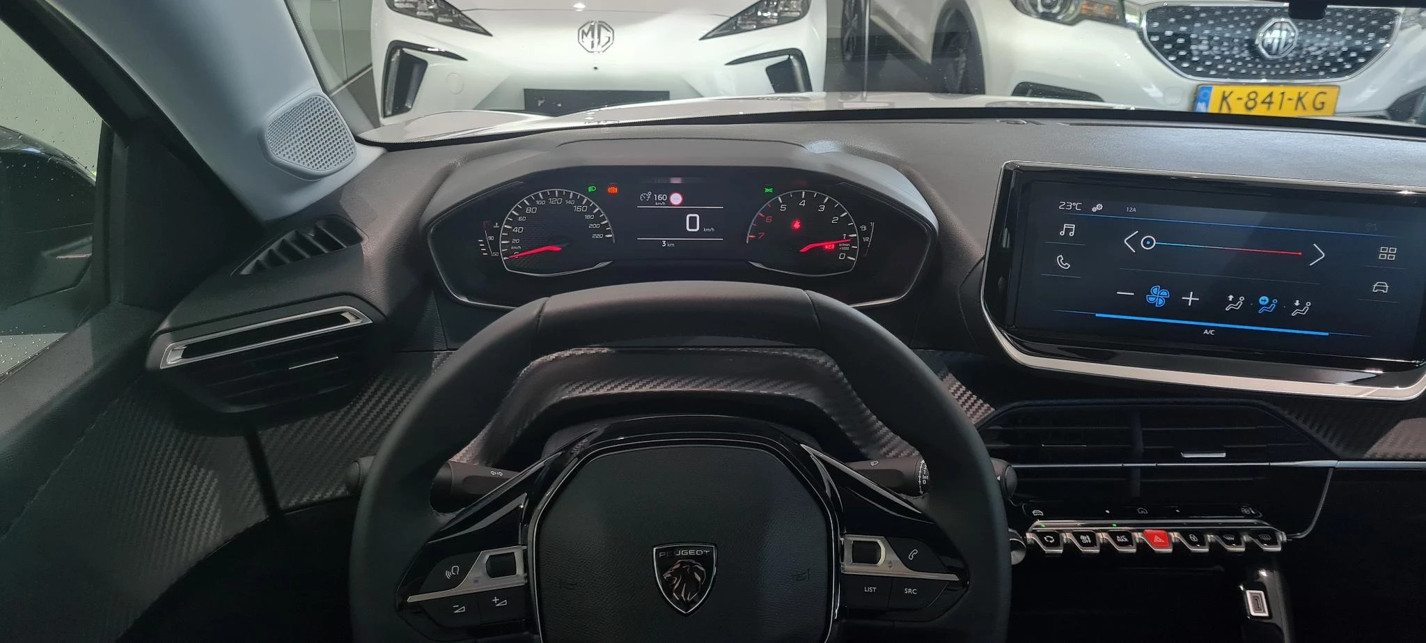 Peugeot-208-image-14