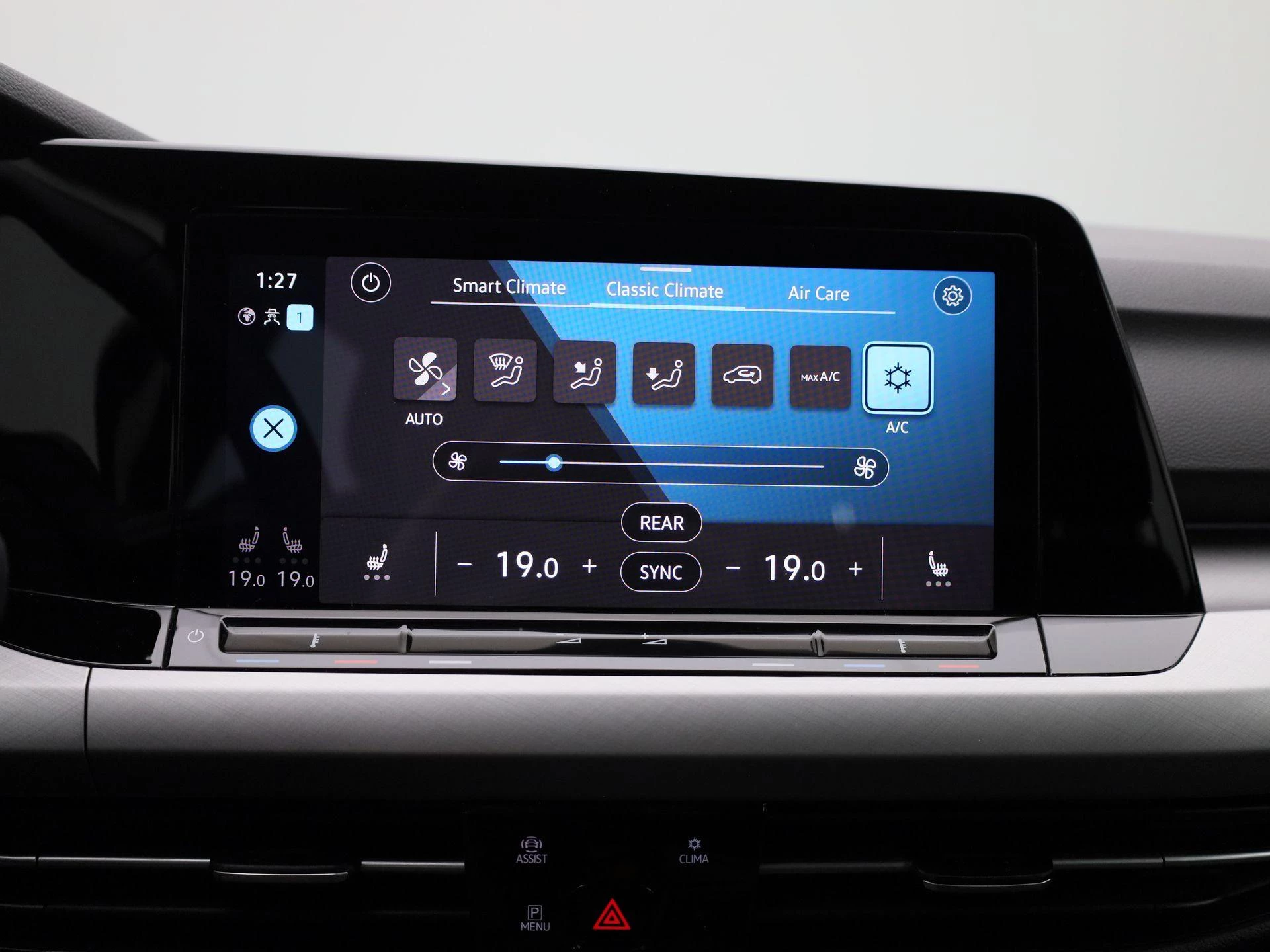 Volkswagen-Golf-image-16