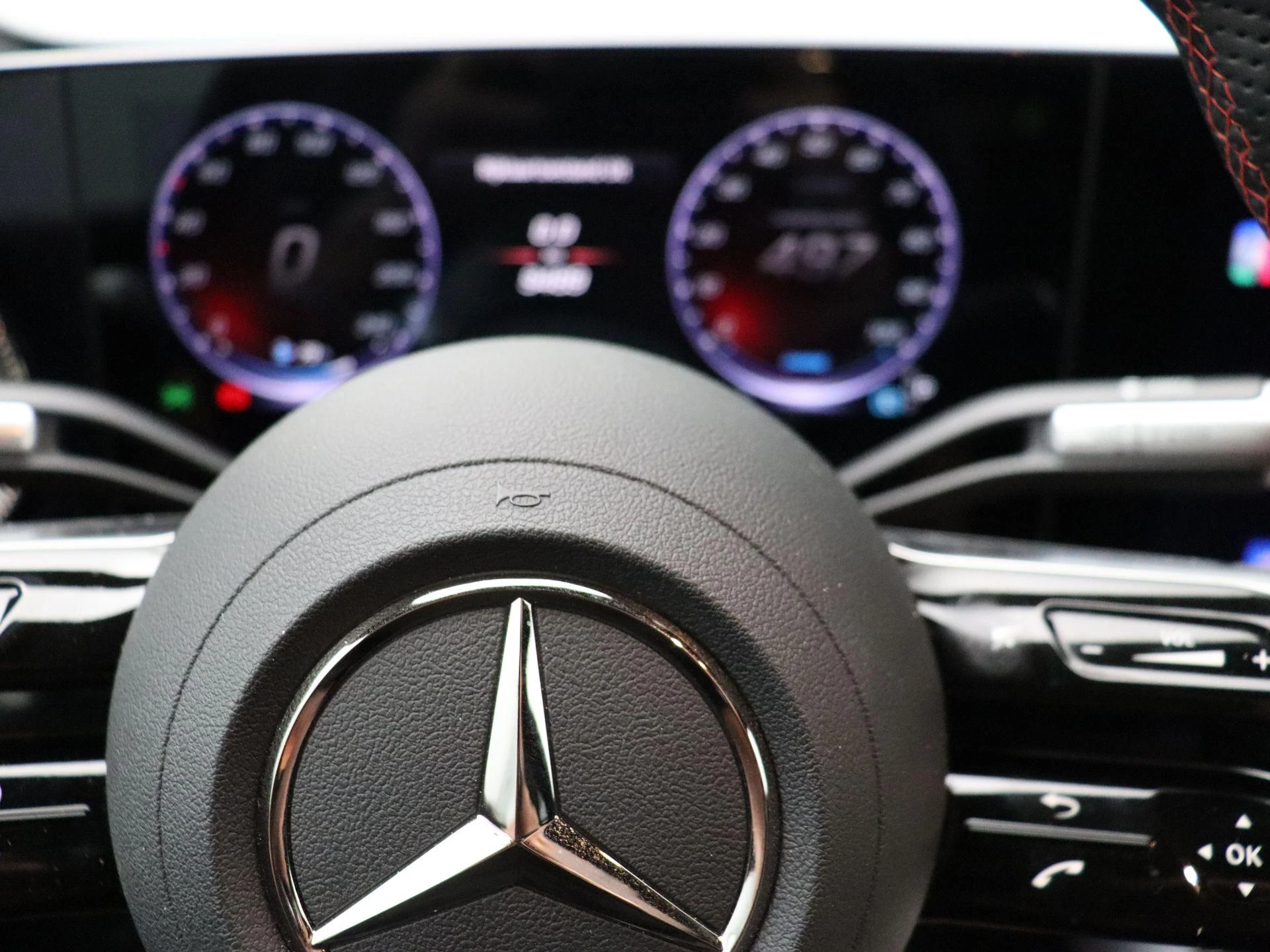 Mercedes-Benz-CLA-image-21