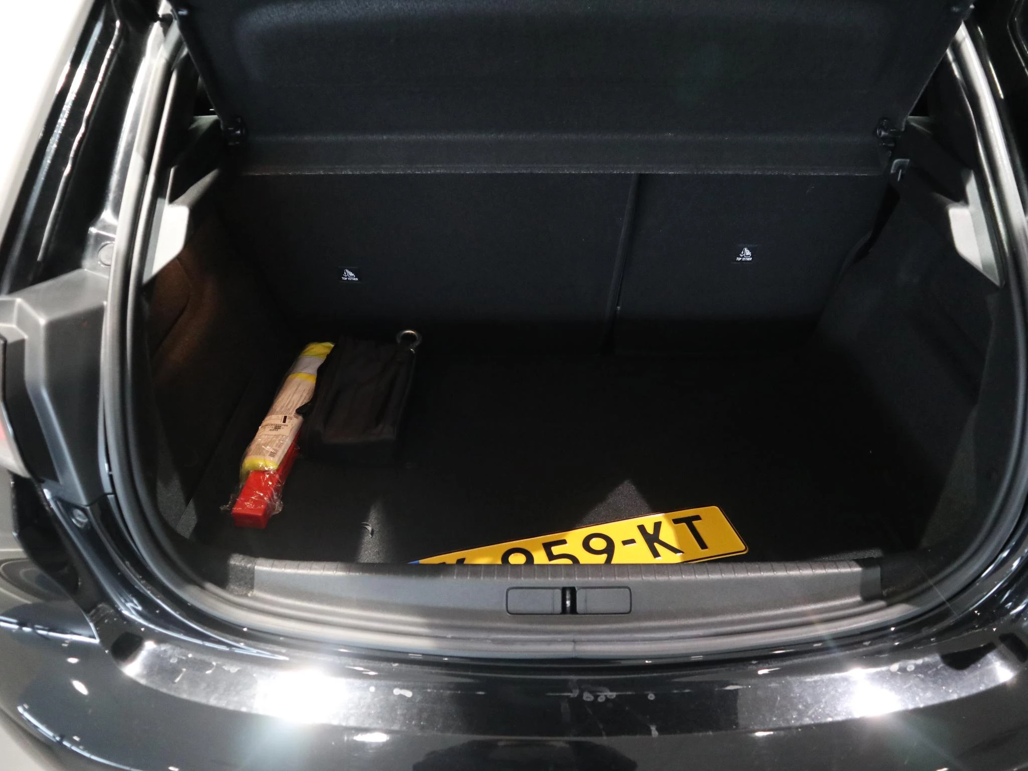 Peugeot-208-image-19