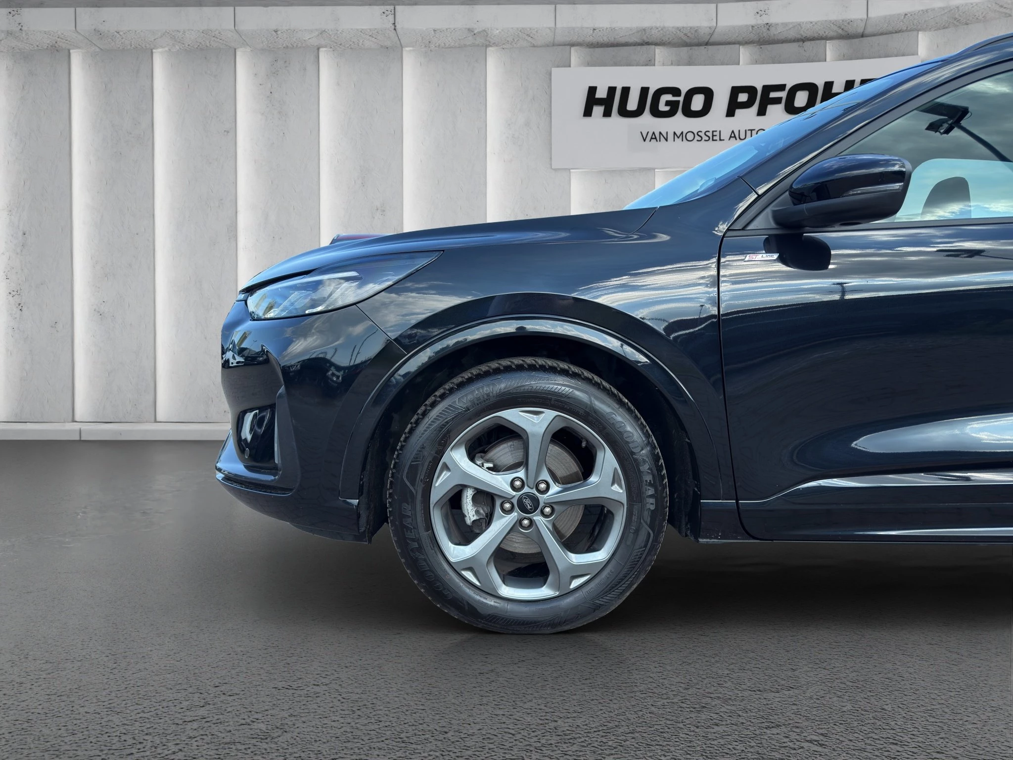 Ford Kuga ST-Line Aut.*KAM*LED-MATRIX*NAVI*GRA*WINTER-PKT.
