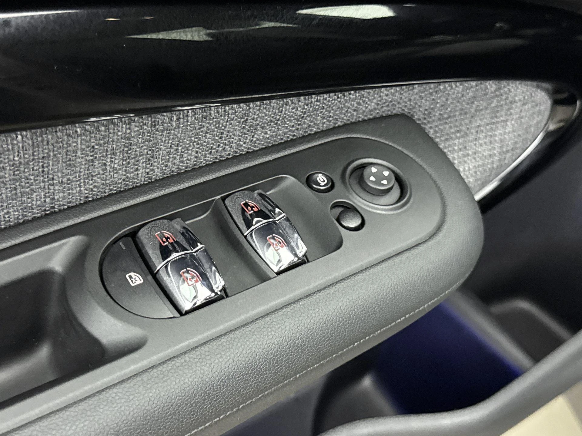 MINI-Clubman-image-12