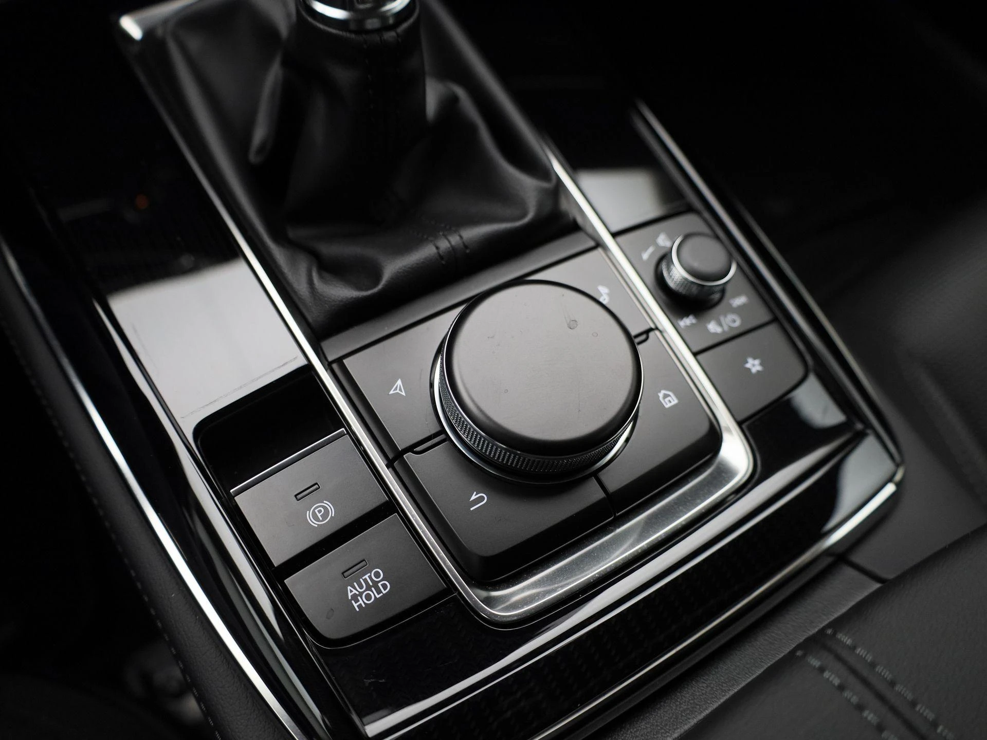 Mazda-CX-30-image-23