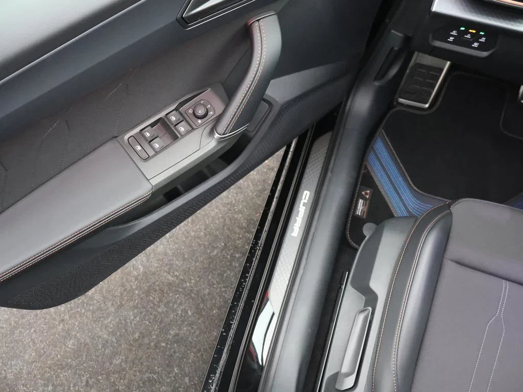 CUPRA-Leon Sportstourer-image-15