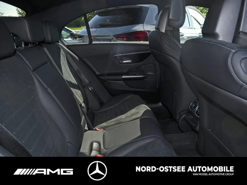 Mercedes-Benz C-Klasse 300 AMG AHK MBUX LED SHZ KEYLESS-GO AMG Line