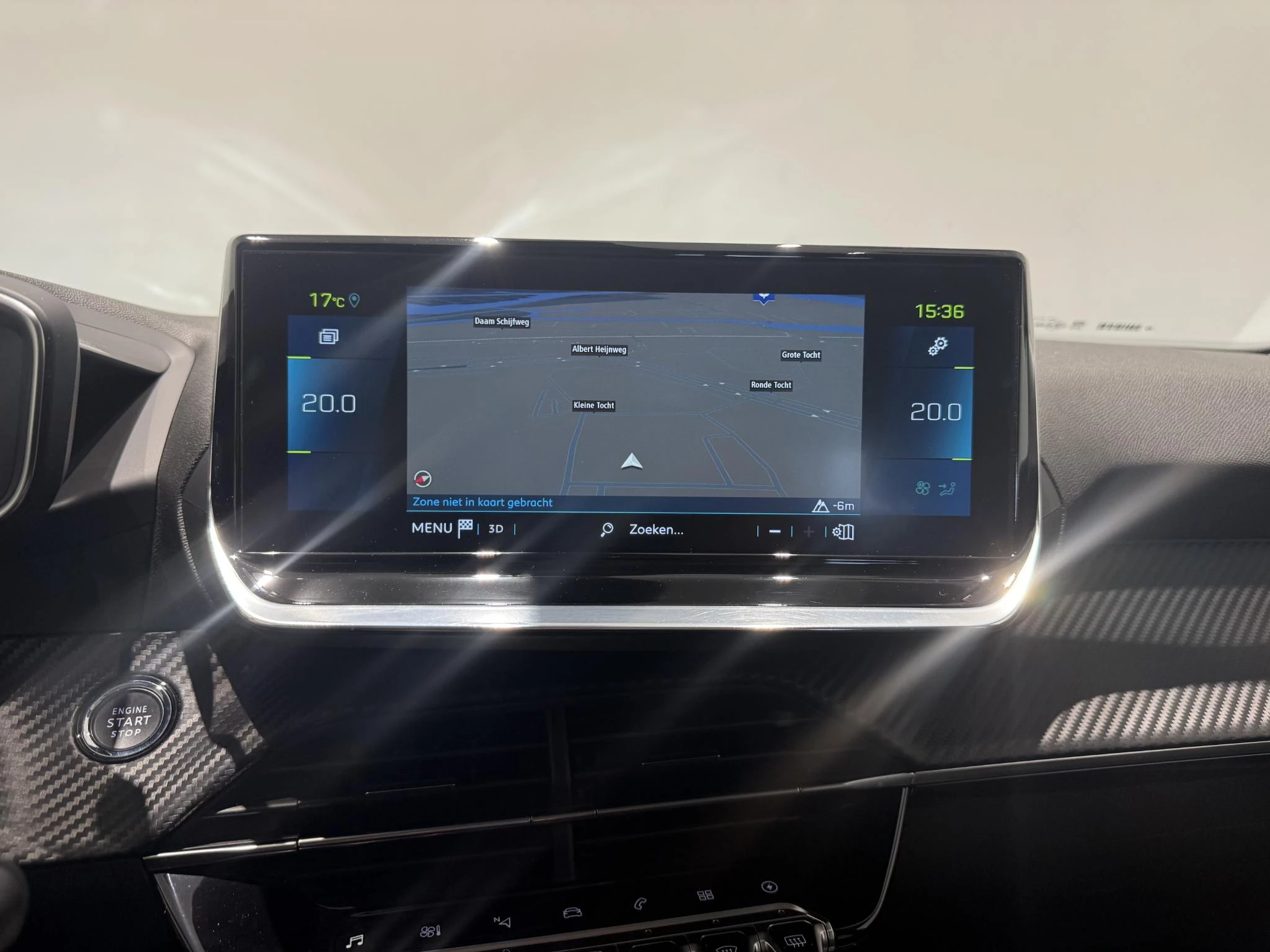 Peugeot-e-2008-image-13