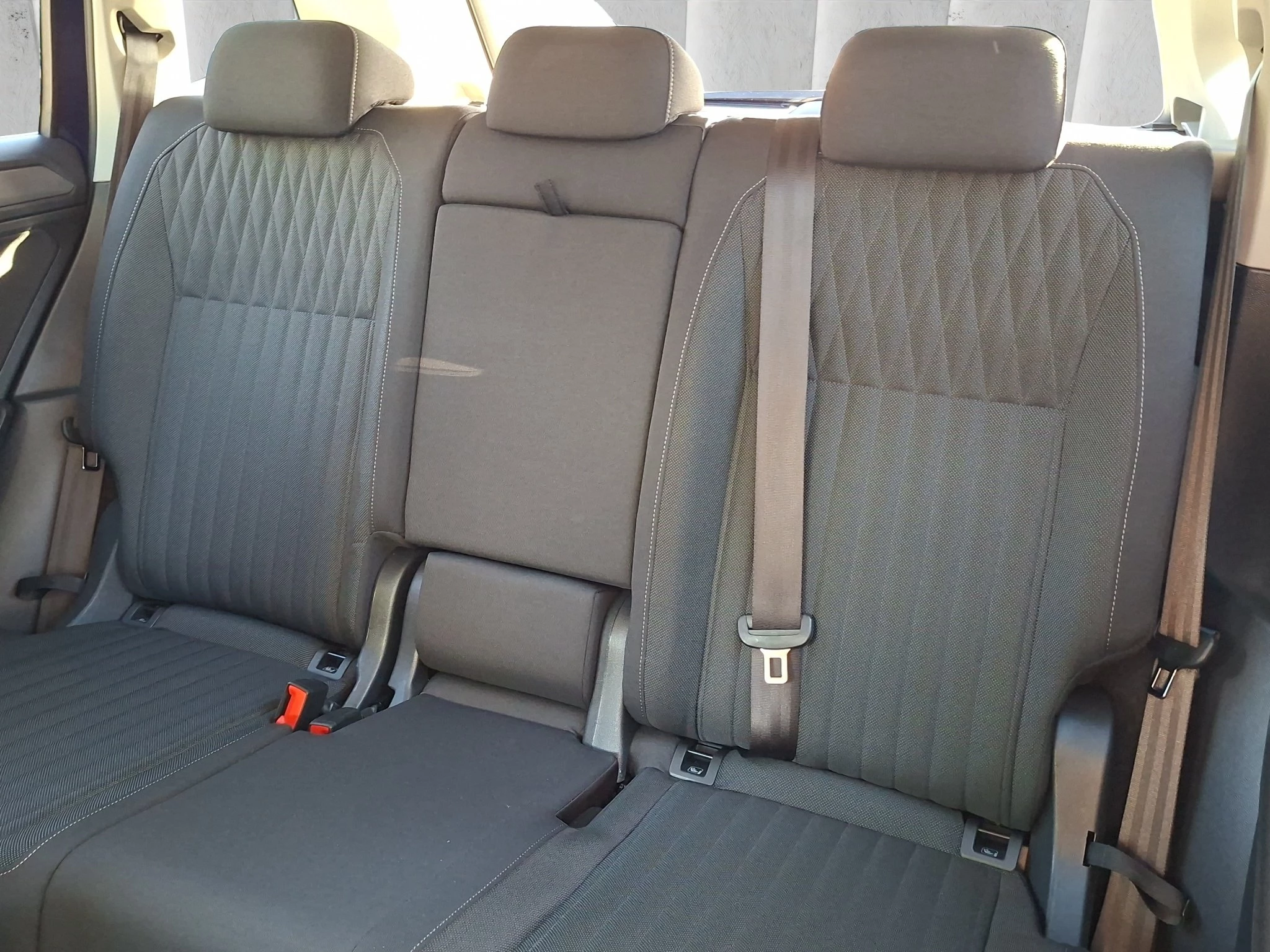 Volkswagen Tiguan Allspace 4x4 2.0 TDI Aut. | LED | AHK | ACC | RFK | SHZ | LMF