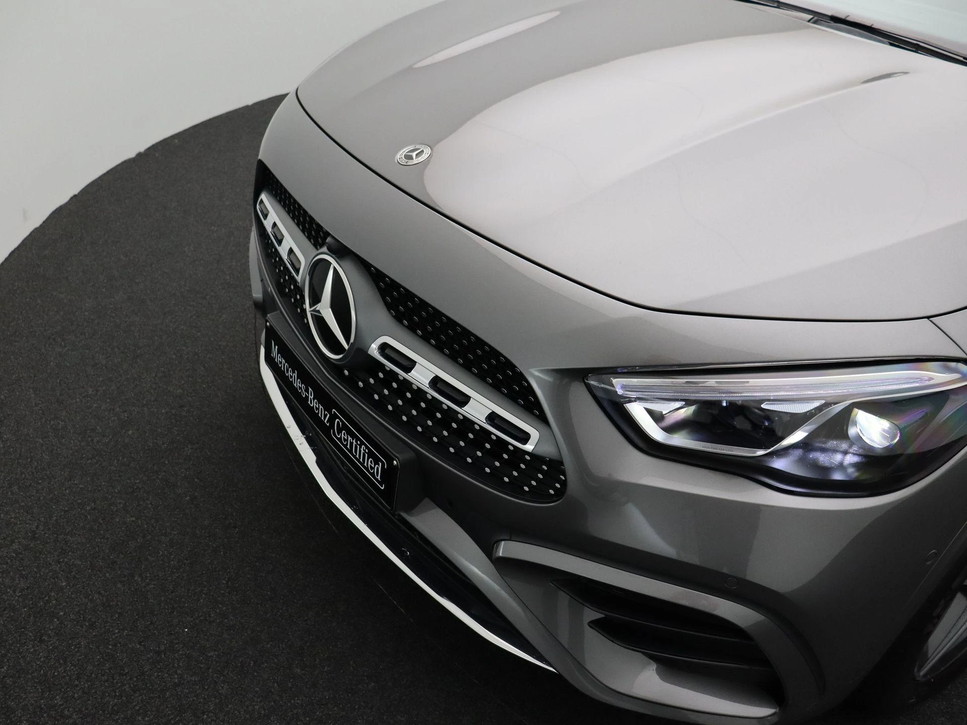 Mercedes-Benz-GLA-image-33