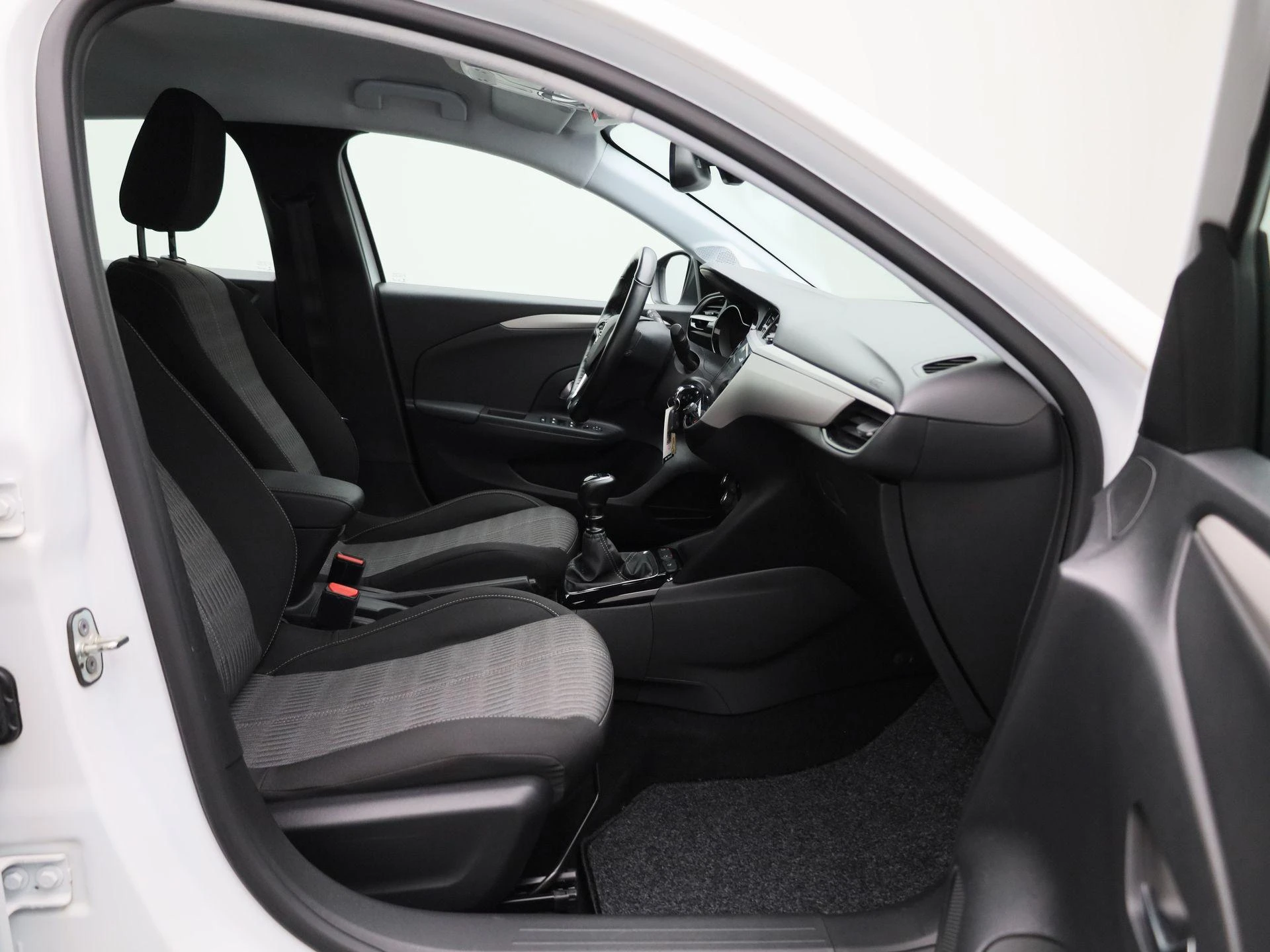 Opel-Corsa-image-29