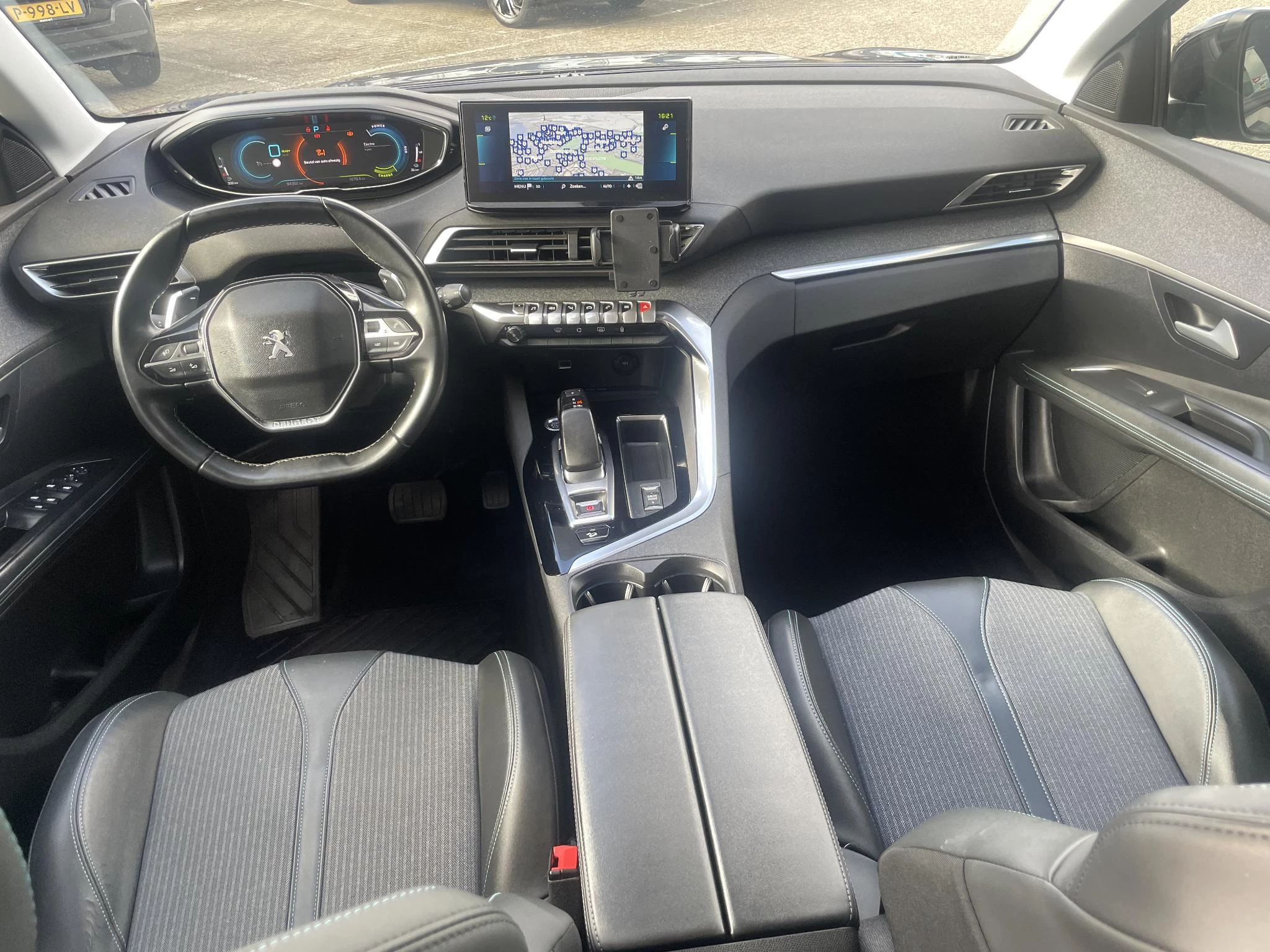 Peugeot-3008-image-10