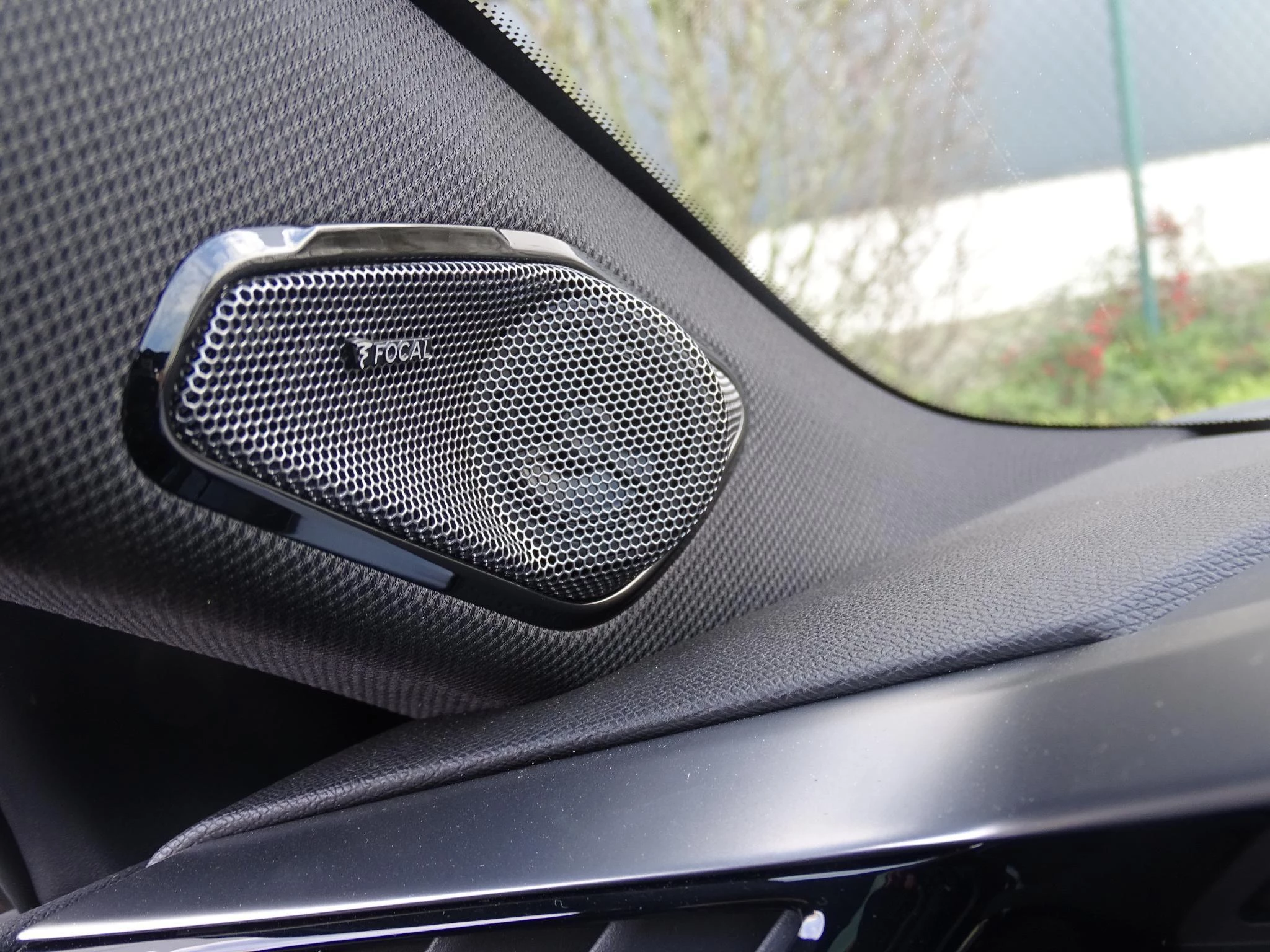 Peugeot-408-image-26