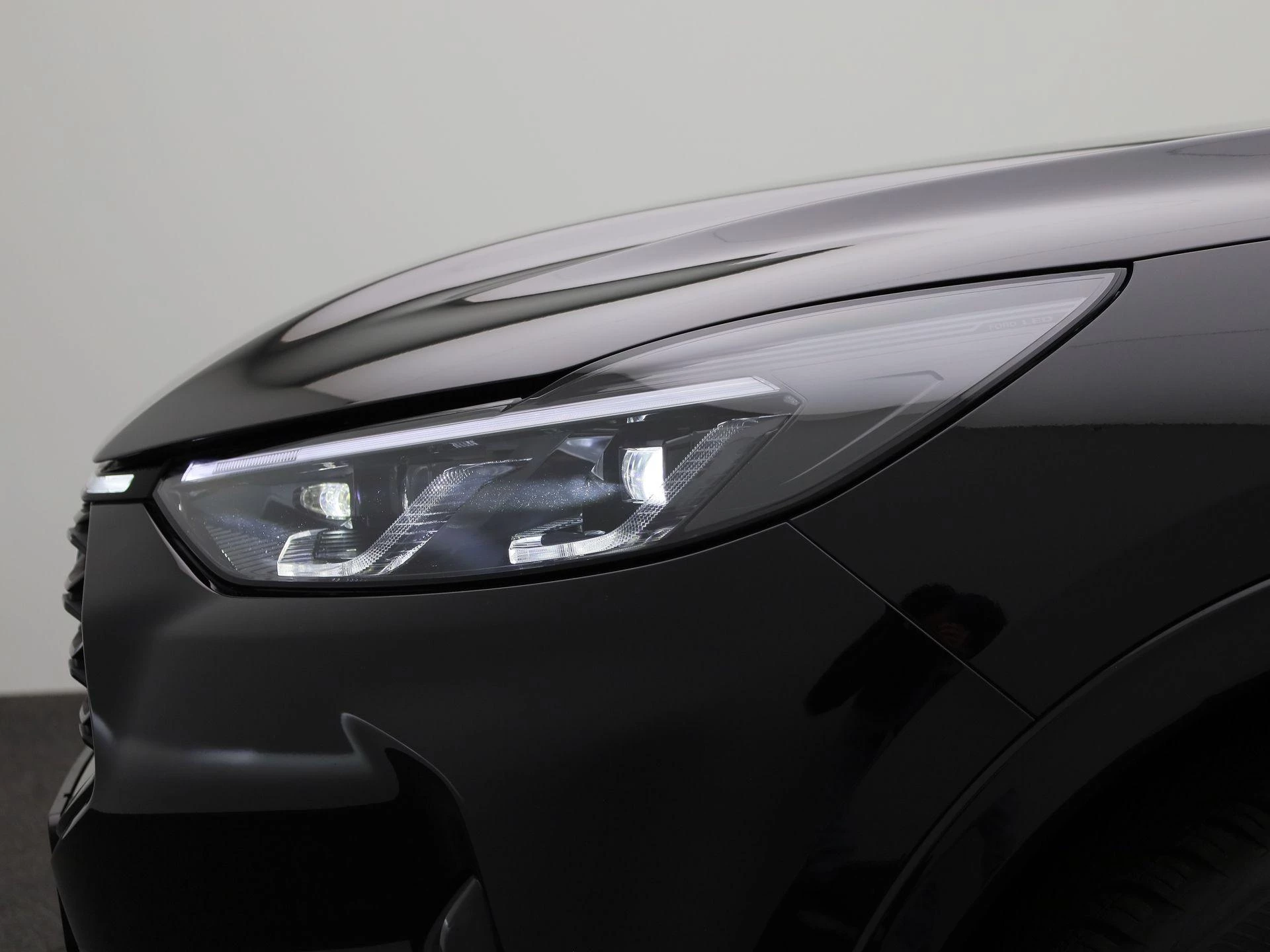 Ford Kuga 2.5 PHEV ST-Line 243PK