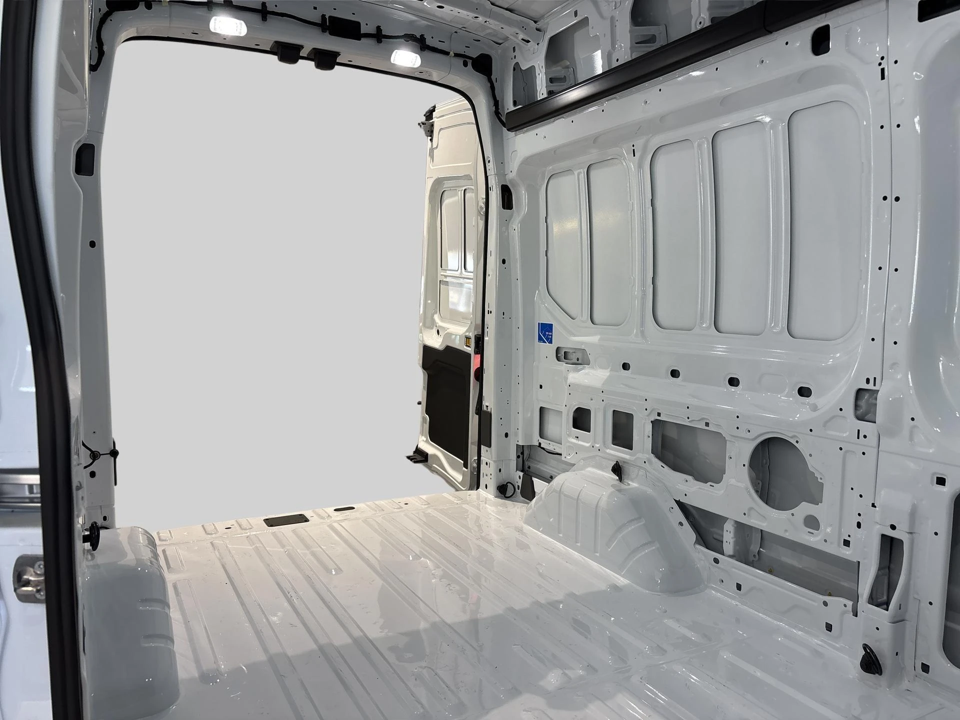 Ford-Transit-image-19