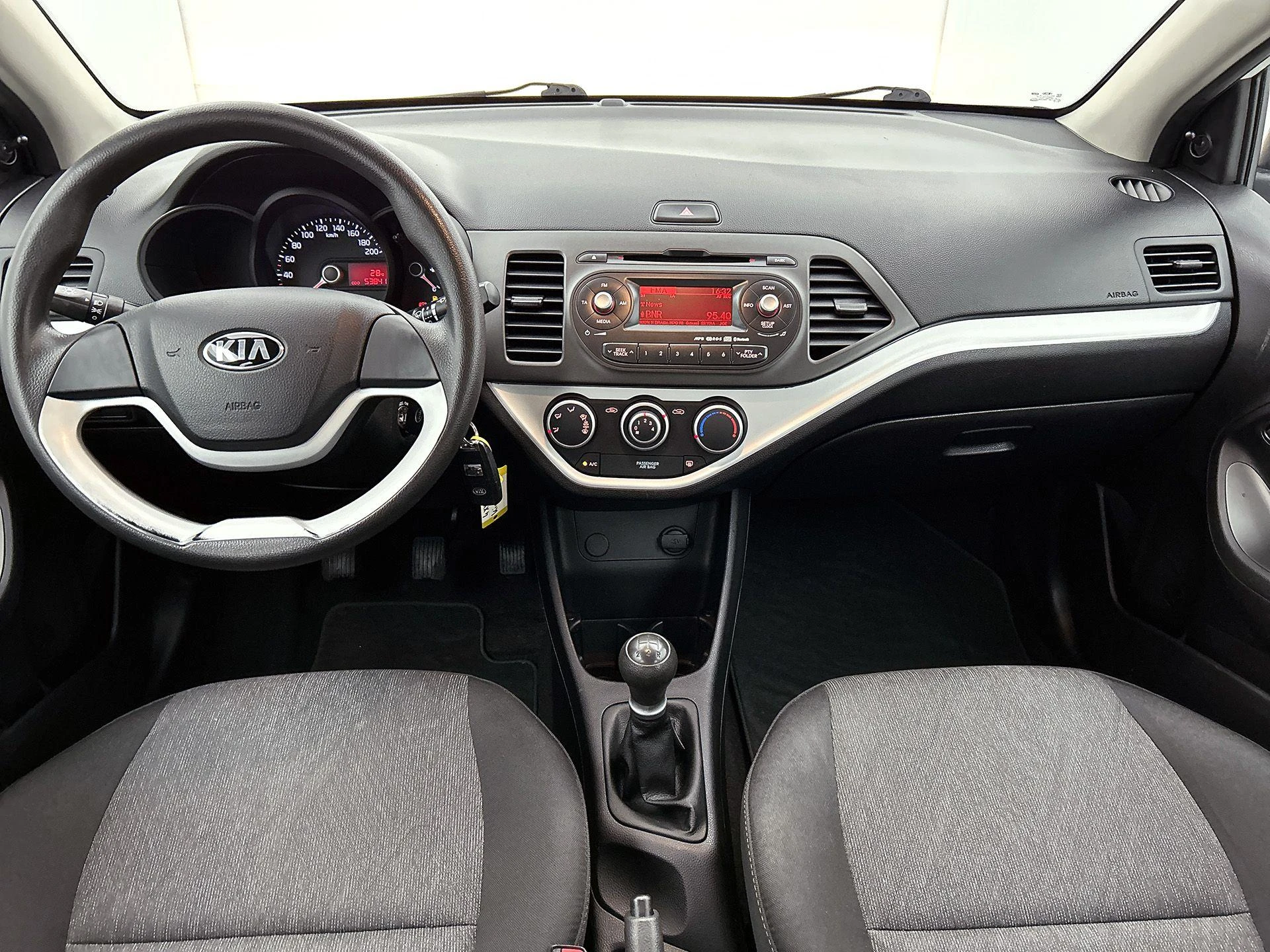 Kia-Picanto-image-10
