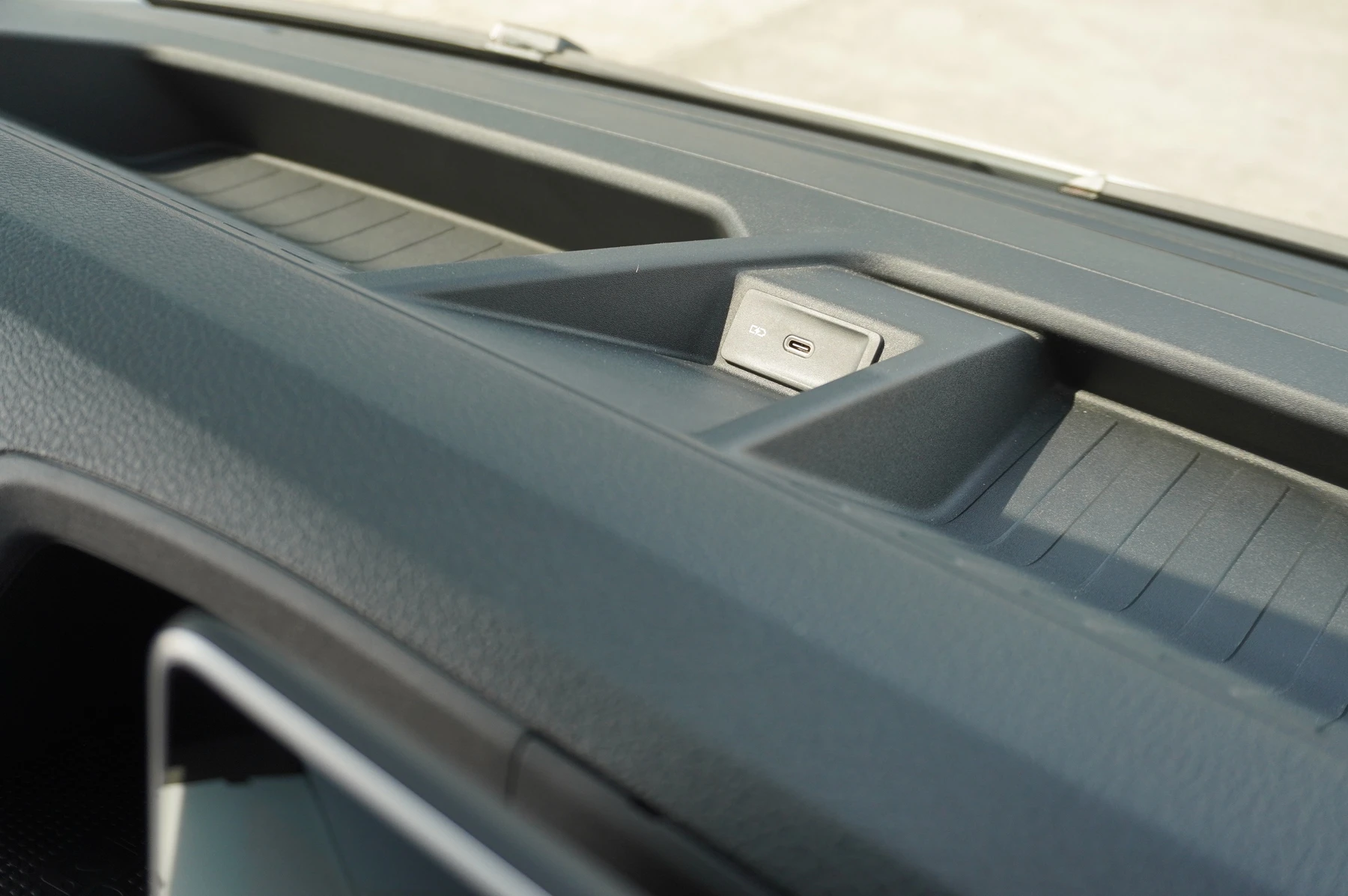 Volkswagen-Crafter-image-53