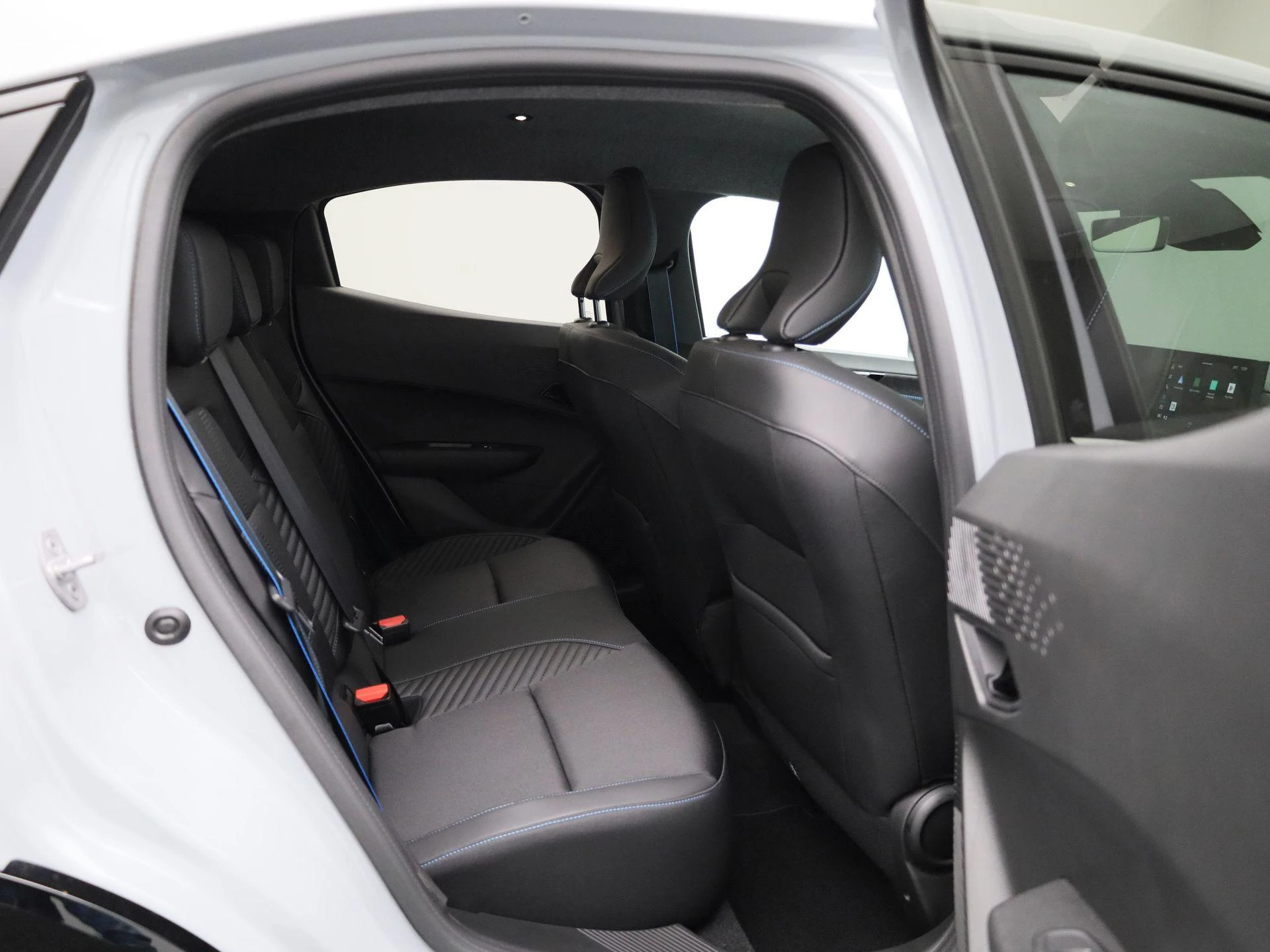 Renault-Clio-image-35