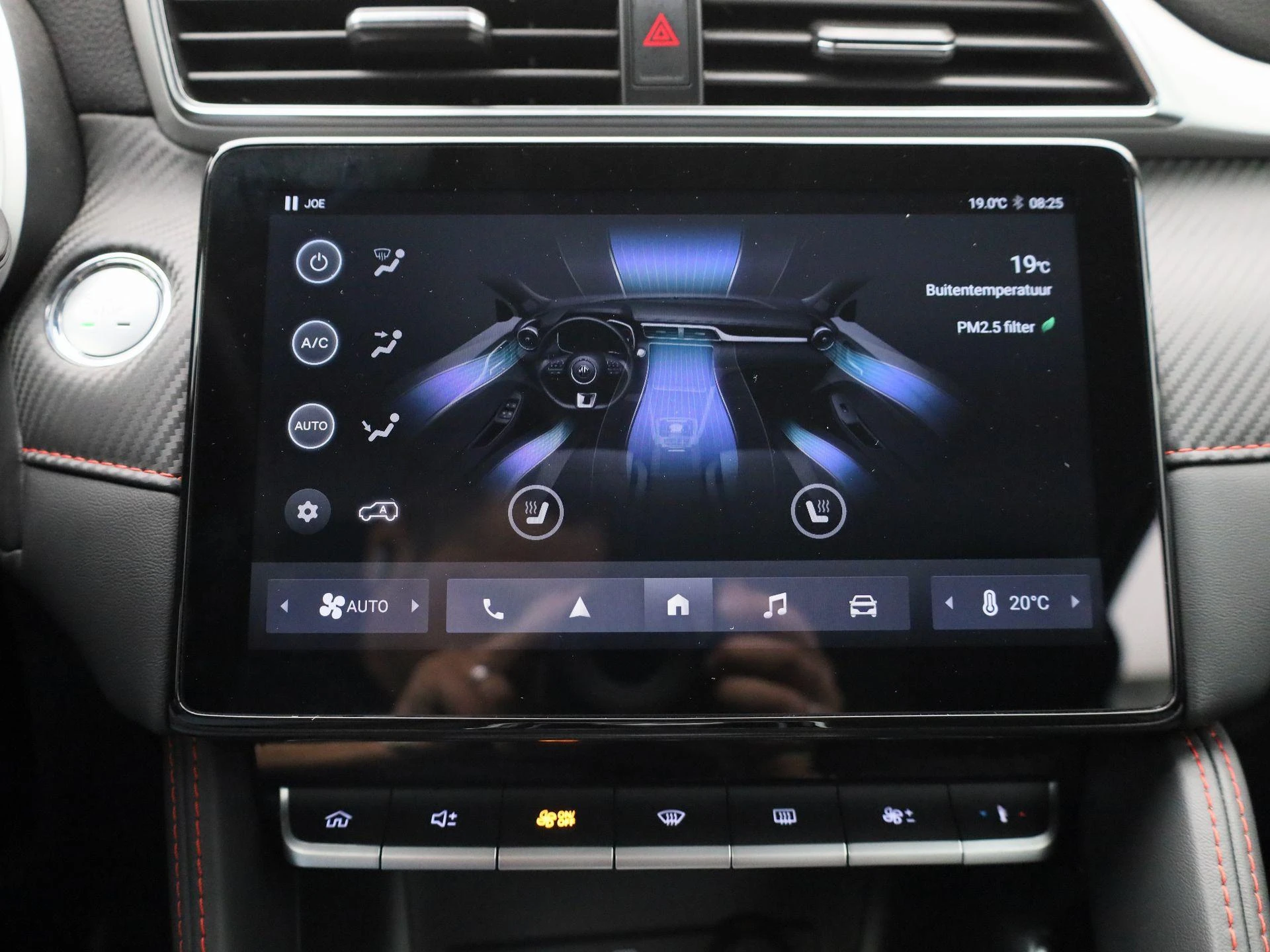 MG-ZS EV-image-18