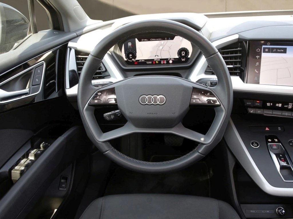 Audi Q4 e-tron 40 AHK*NAVI*VIRTUAL*ACC*PDC*LED*SHZ