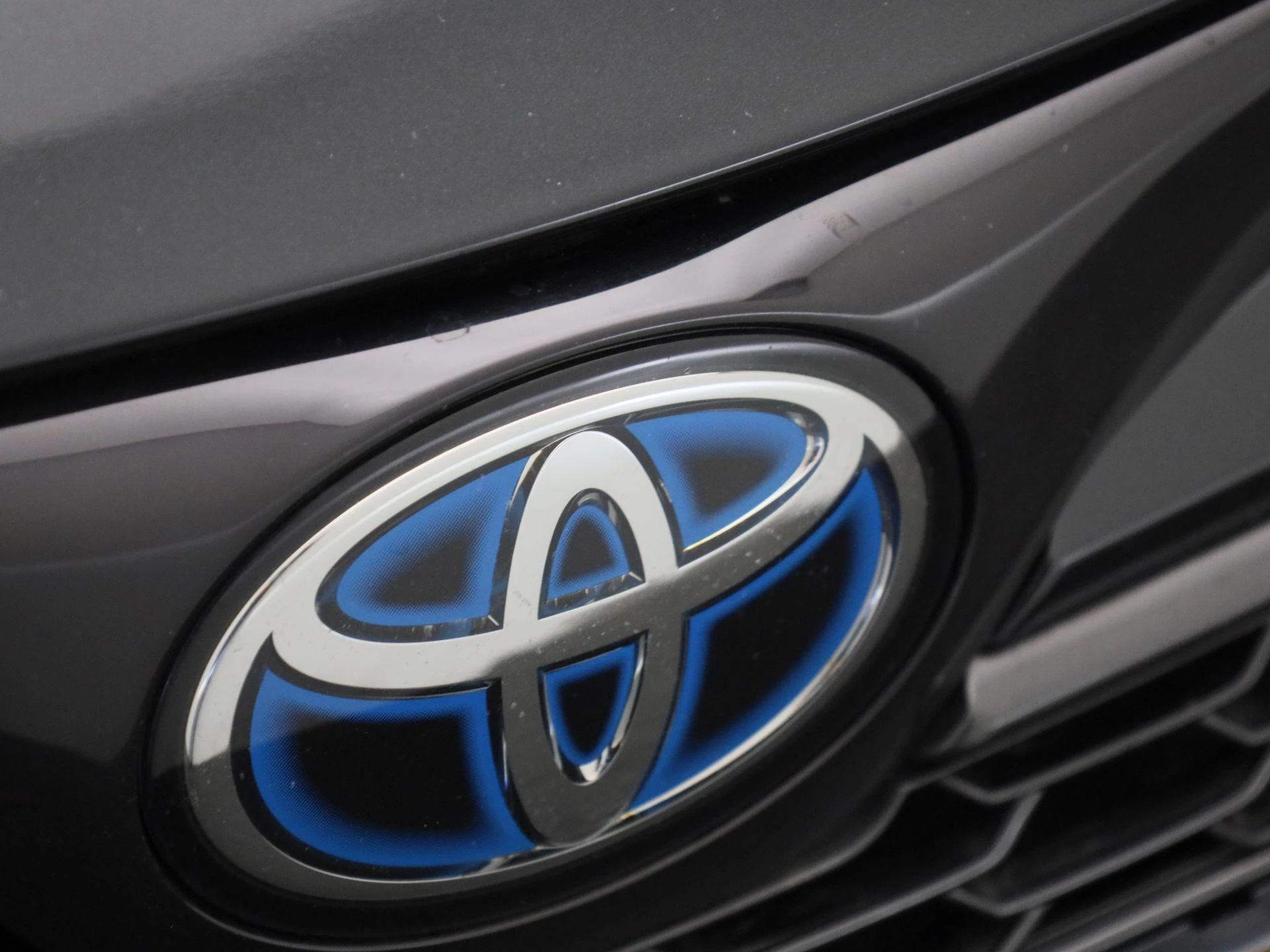 Toyota Corolla 1.8 Hybrid Business Plus