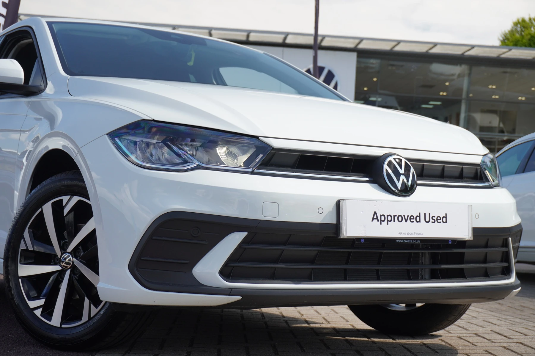 Volkswagen-Polo-image-35