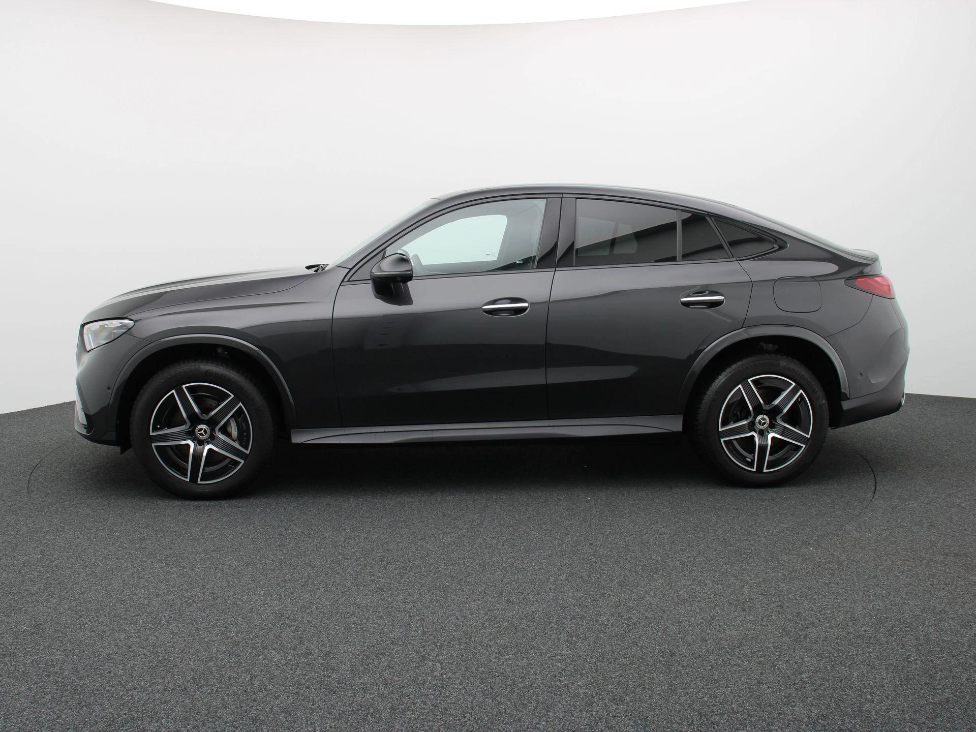 Mercedes-Benz GLC 300e AMG LINE Coupé + PANORAMISCH DAK + DIGITAL LIGHT +