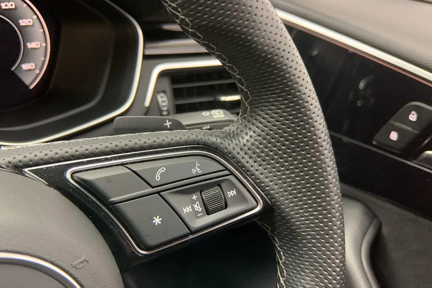 Audi-A4-image-21