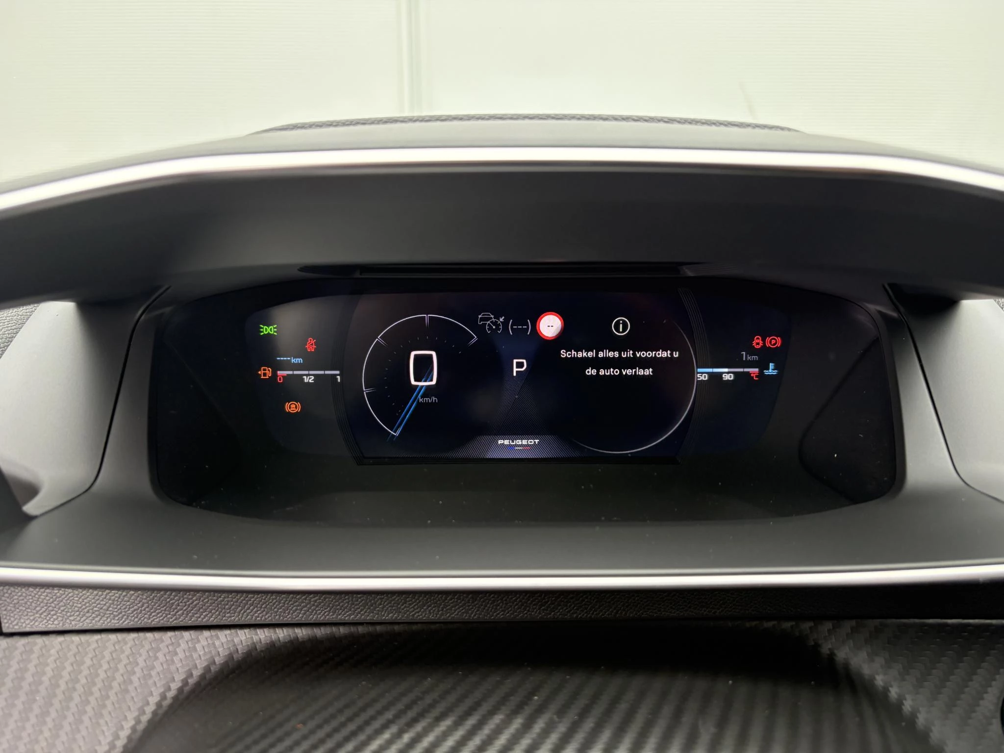 Peugeot 2008 1.2 Hybrid 145 GT