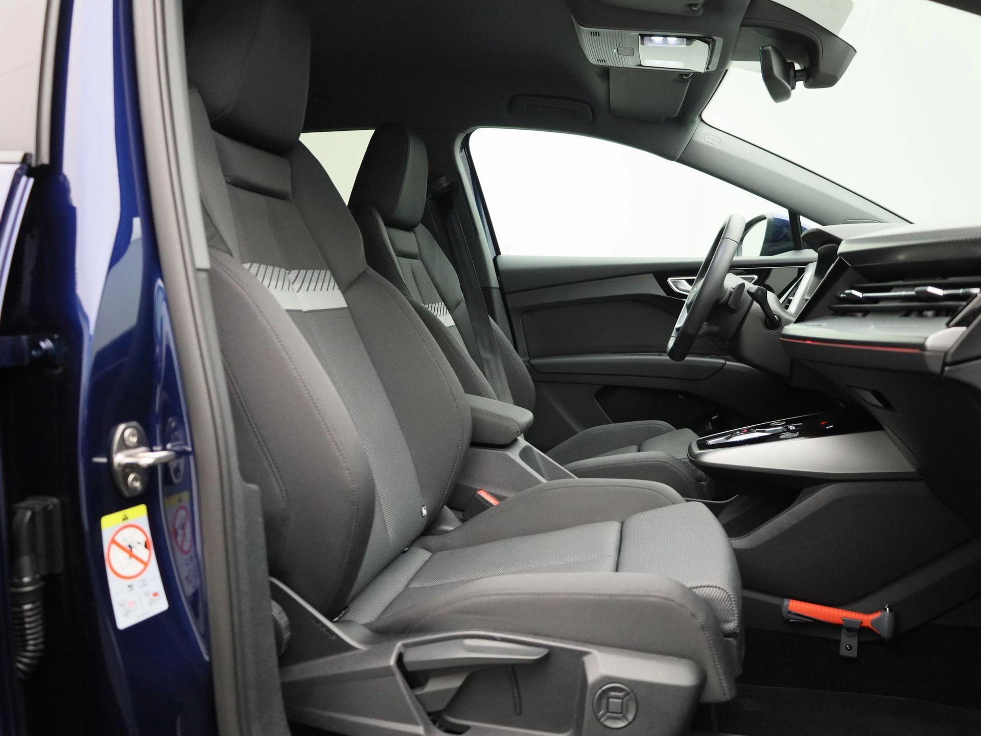 Audi-Q4 e-tron-image-38