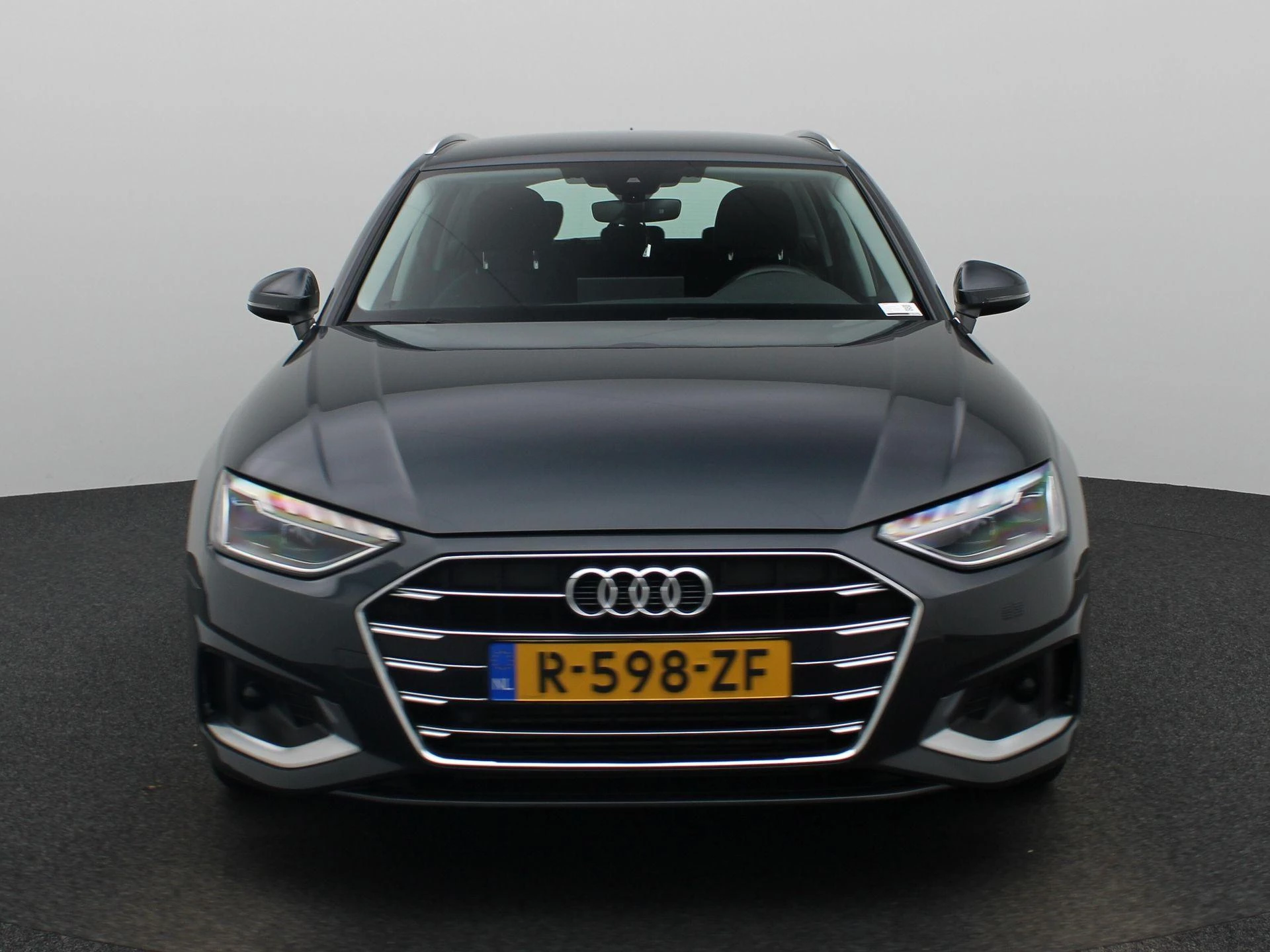 Audi-A4-image-4
