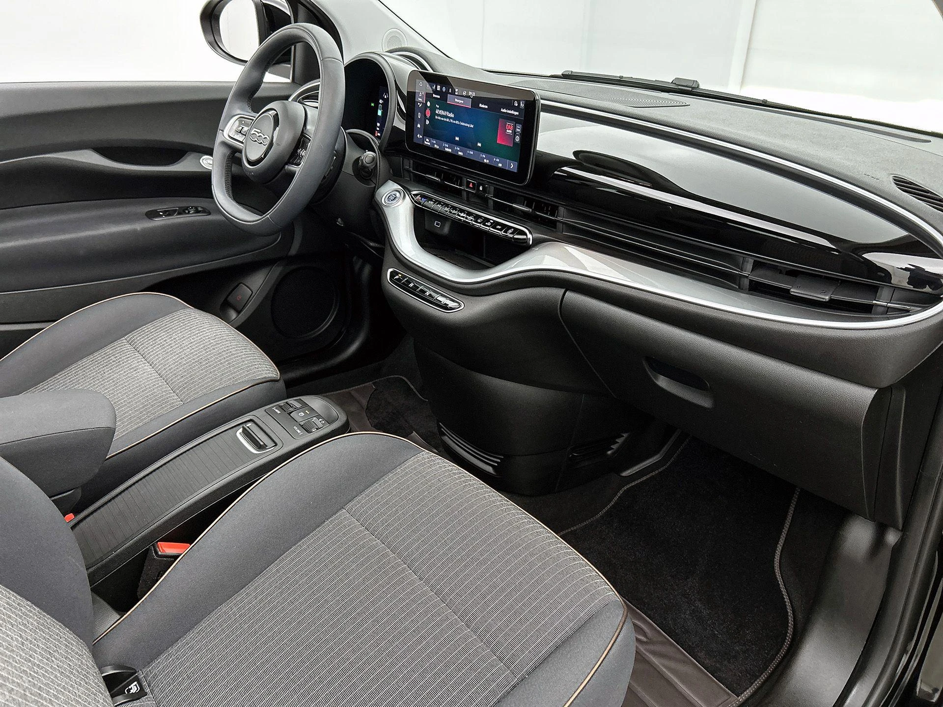 Fiat-500C-image-21