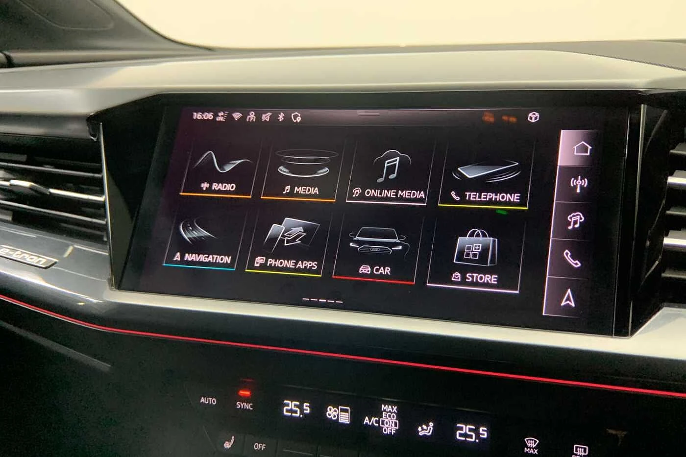 Audi-Q4 e-tron-image-16