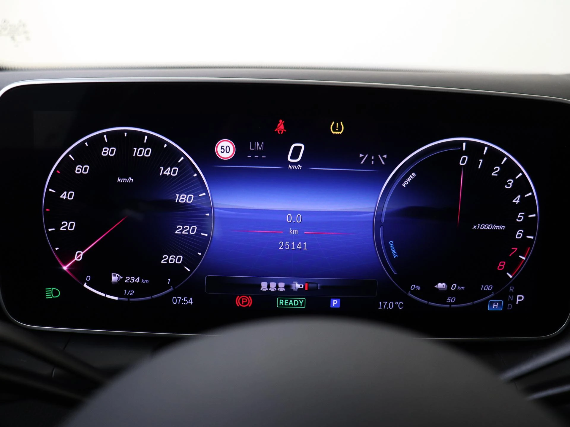 Mercedes-Benz-GLC-image-10
