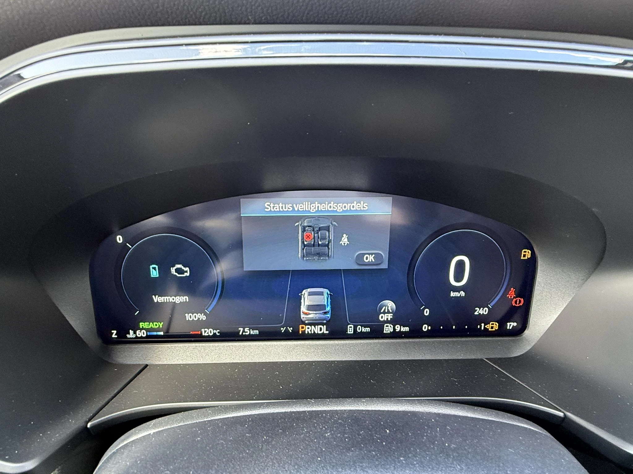 Ford-Kuga-image-21
