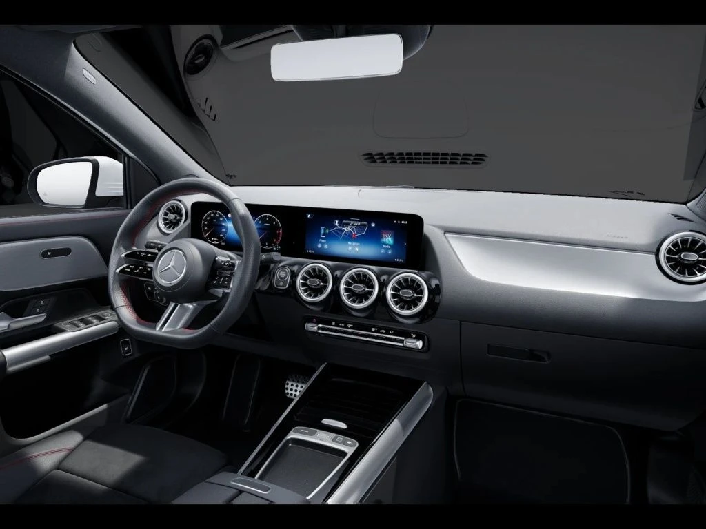 Mercedes-Benz-GLA 200 d-image-12
