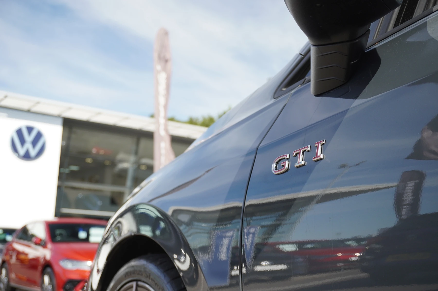 Volkswagen-Golf-image-42