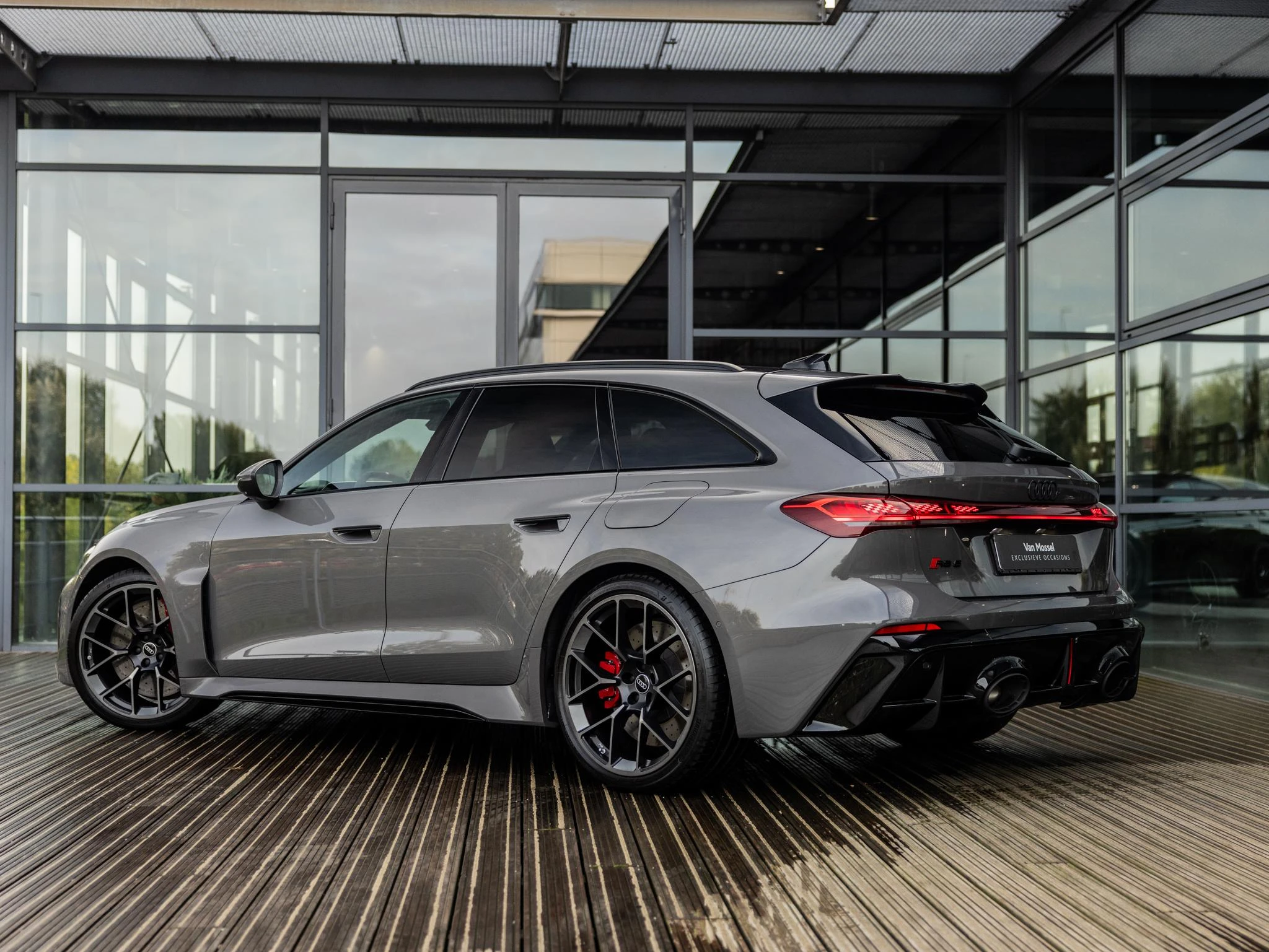Audi-RS5-image-1